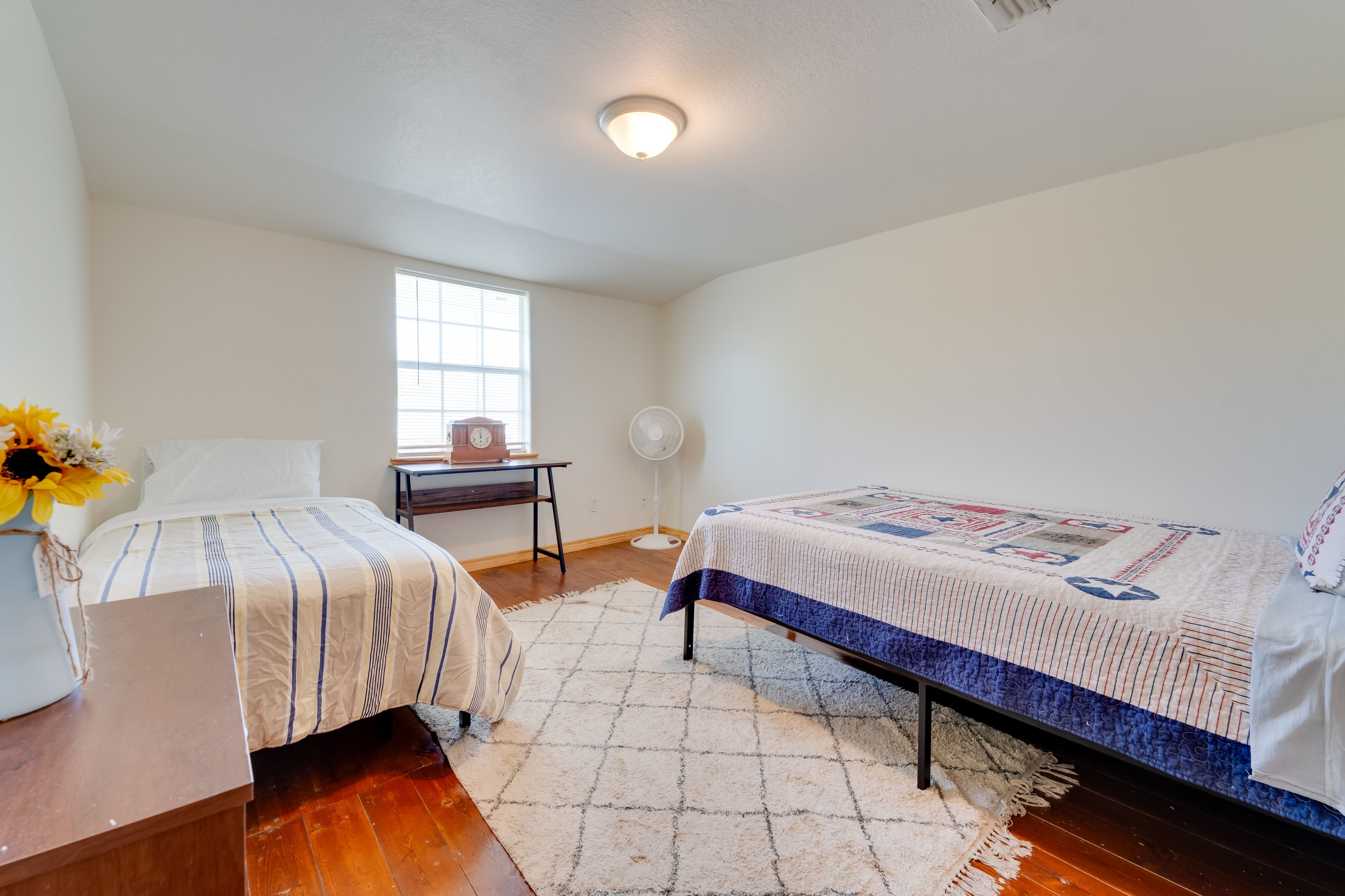 Bedroom 2 | 2nd Floor | Queen Bed | Twin Bed