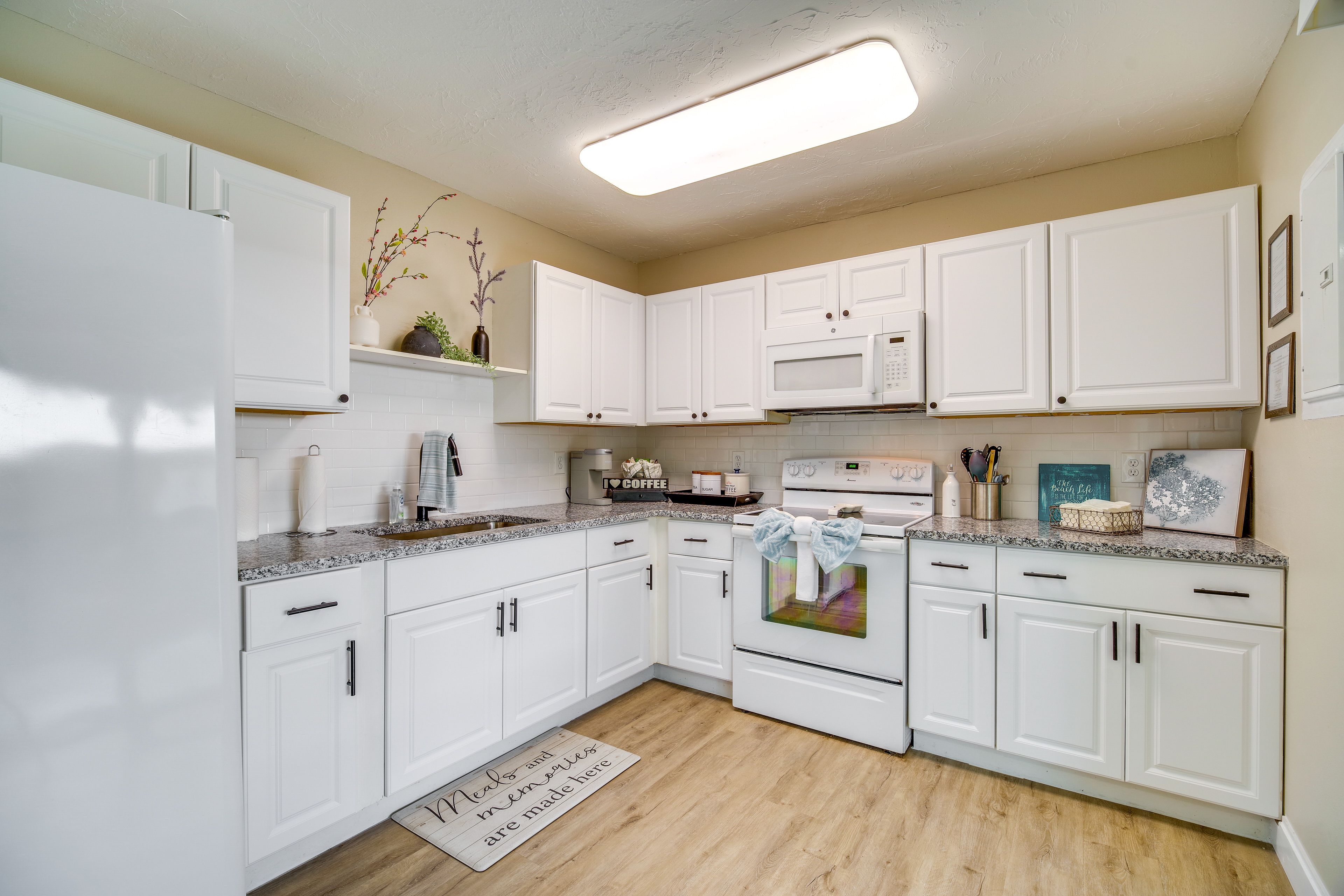 Kitchen | Central A/C | Single-Story Apartment