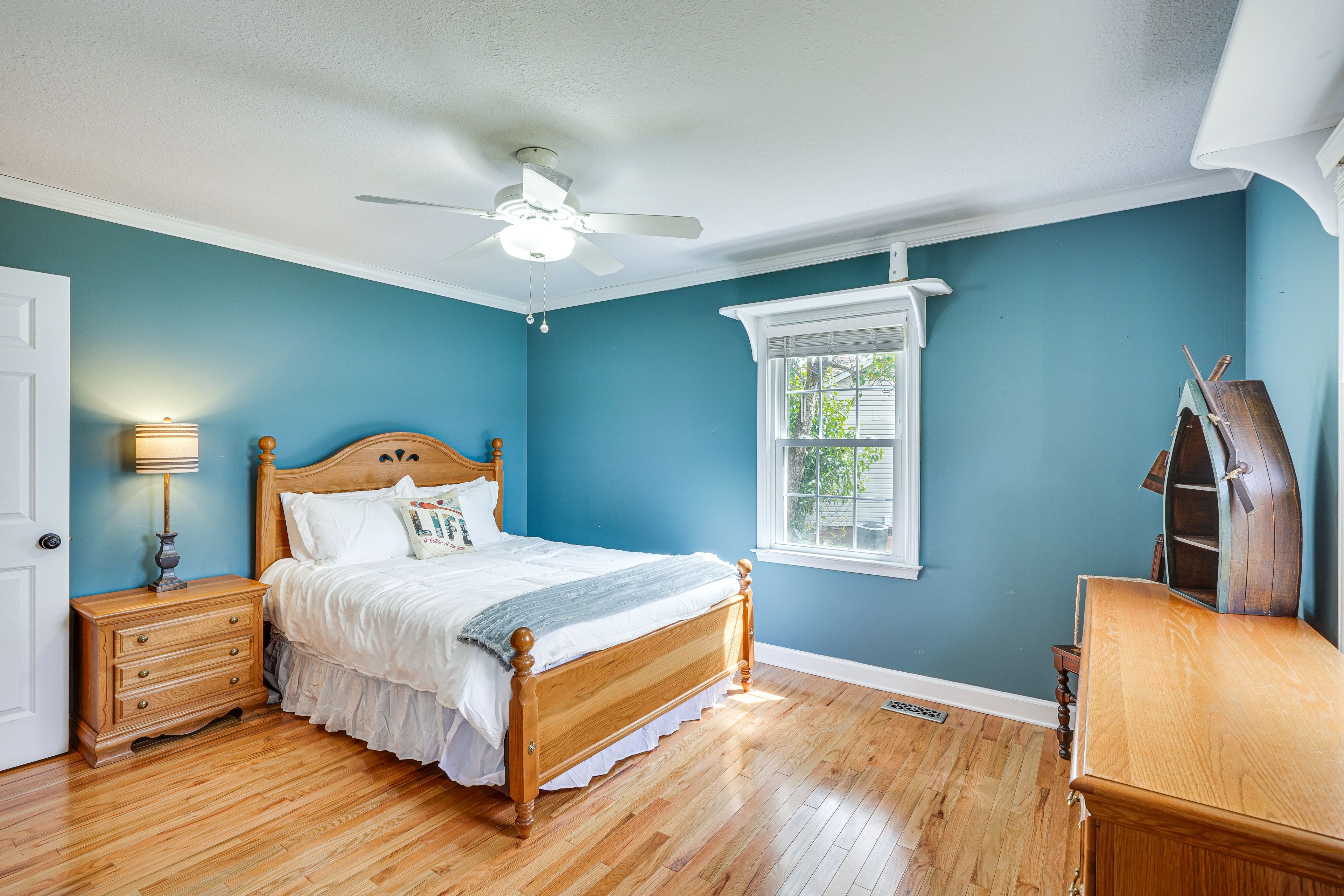 Bedroom 2 | Queen Bed | Linens Provided