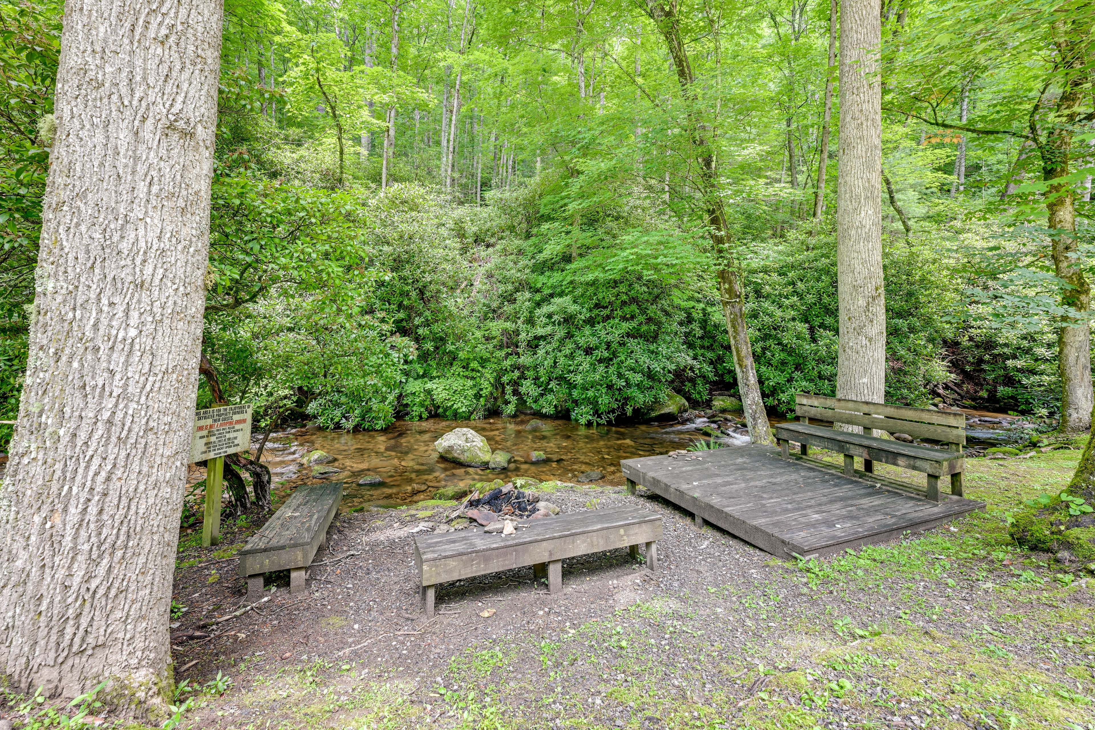 Community Features | Stocked Pond | Trout Stream | Wood-Burning Fire Pit