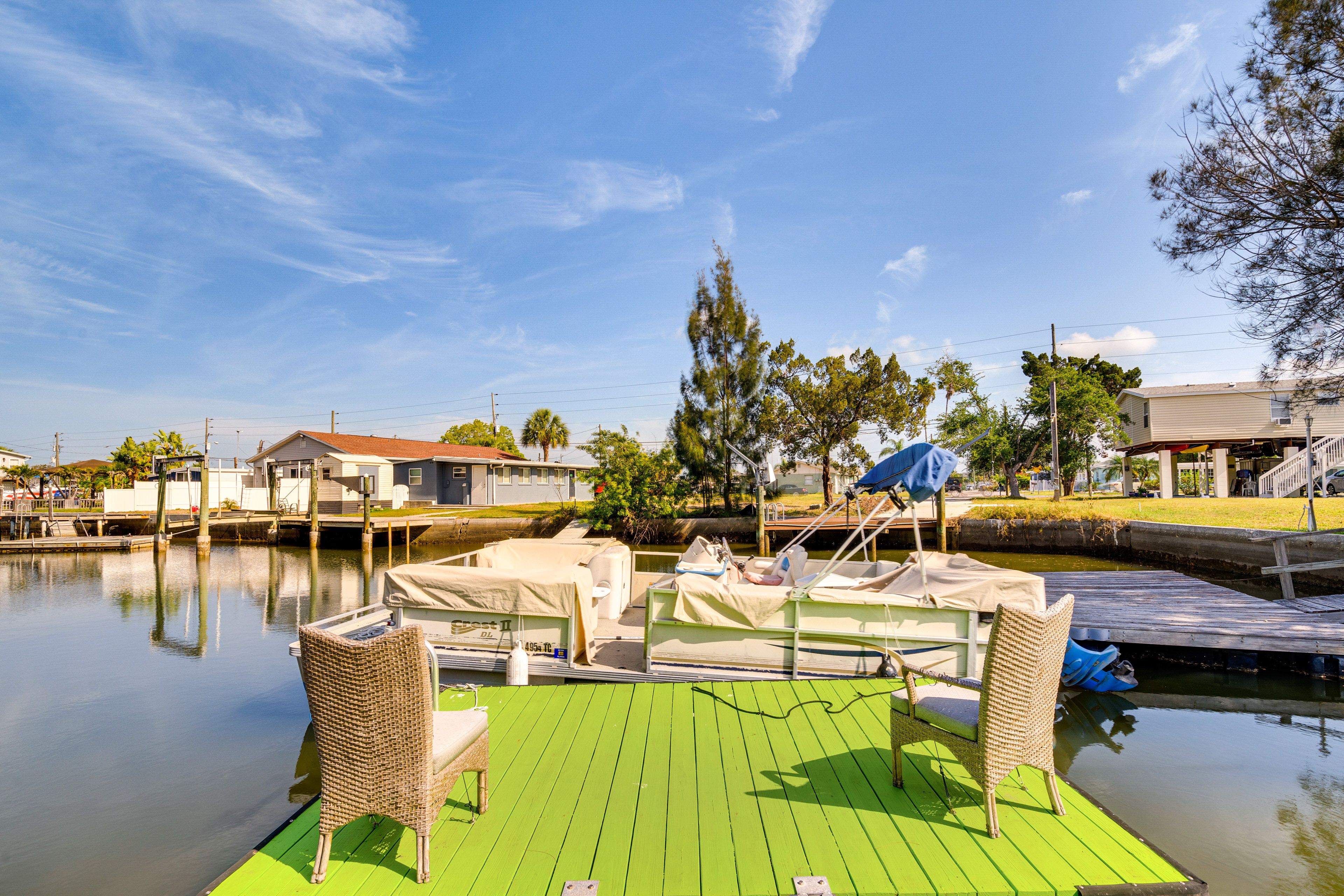 Hudson Vacation Rental | 2BR | 1BA | 800 Sq Ft | 3 Steps Required