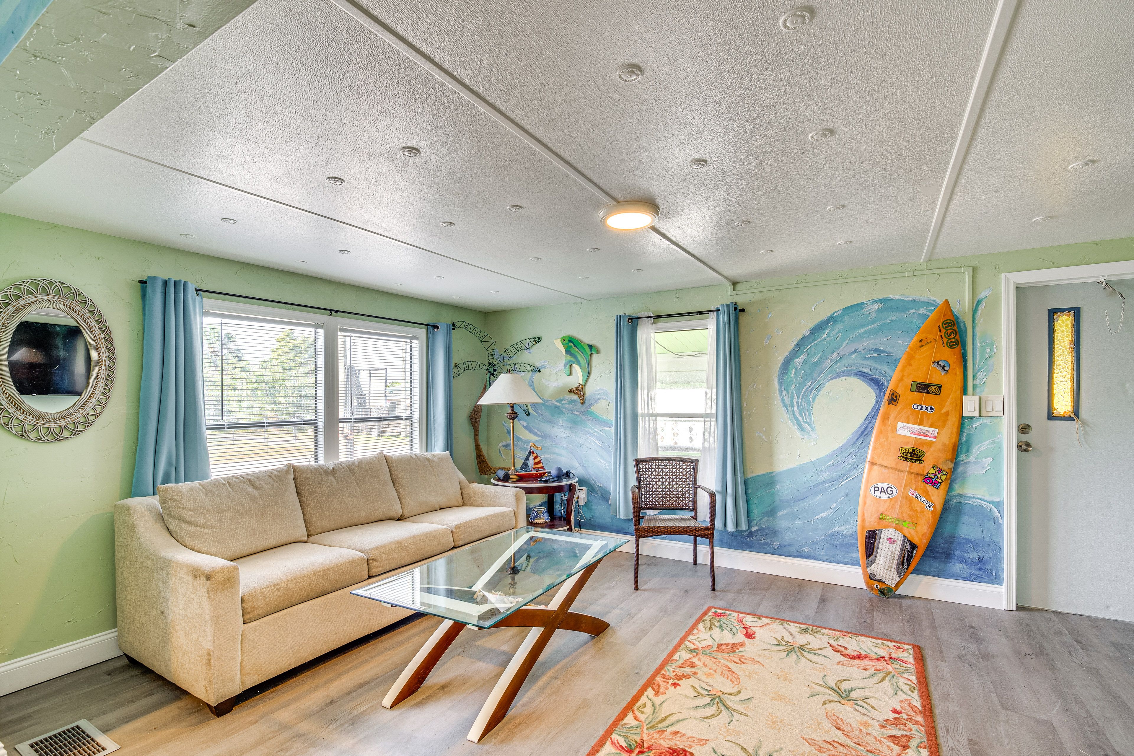 Living Room | Smart TV