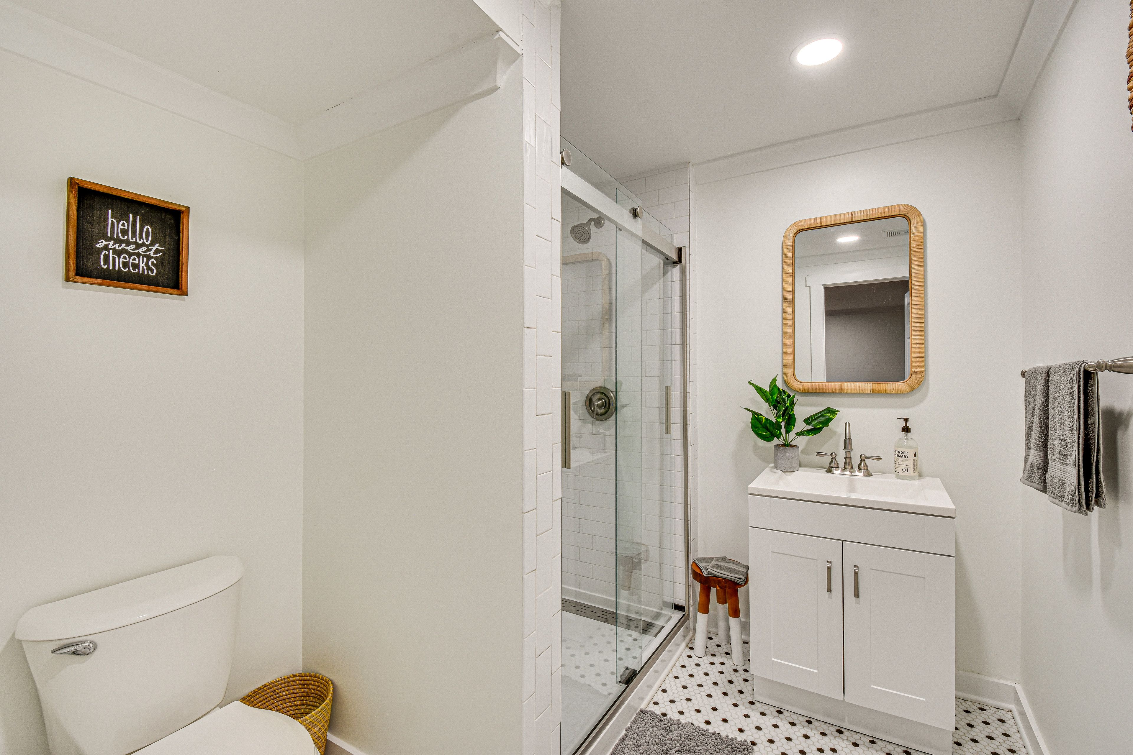 Full Bathroom | Lower Level