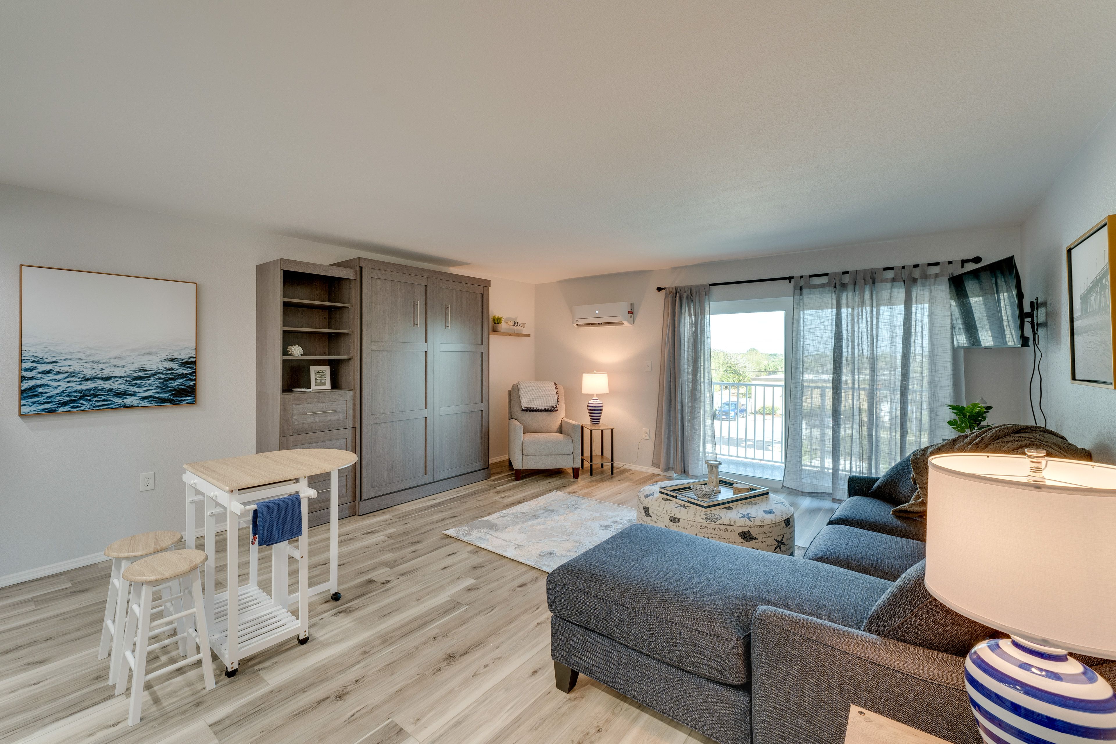 Studio | Queen Murphy Bed | Queen Sleeper Sofa | Smart TV