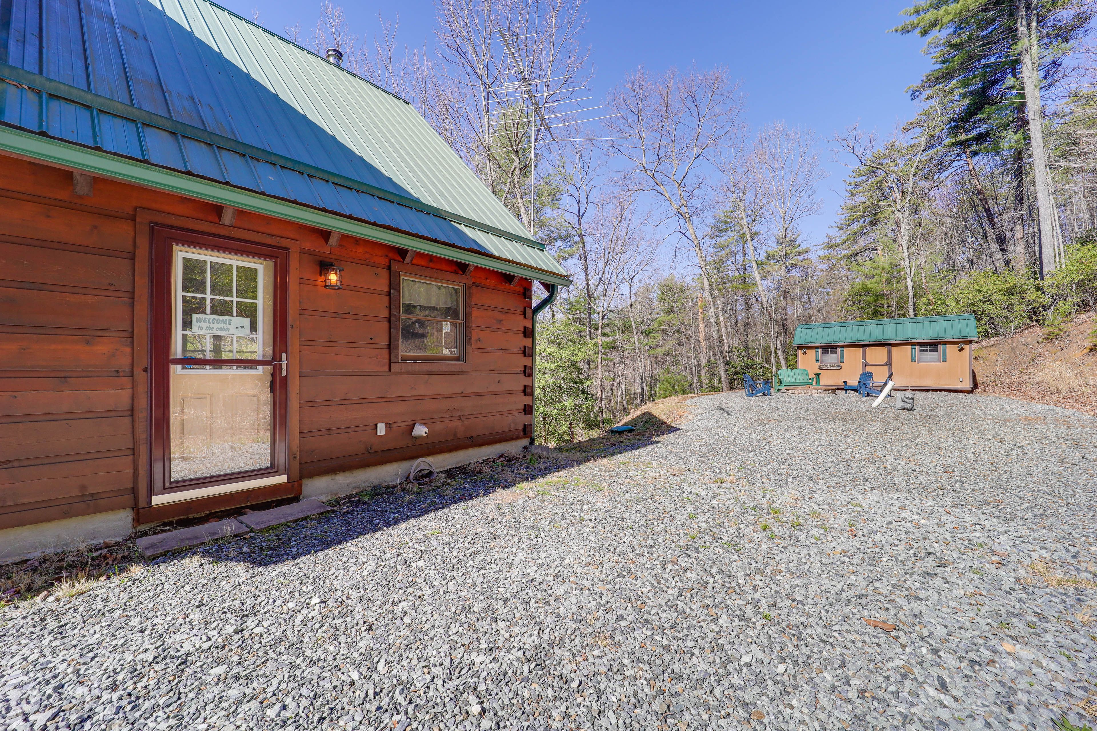 Exterior | Gravel Driveway (4 Vehicles)