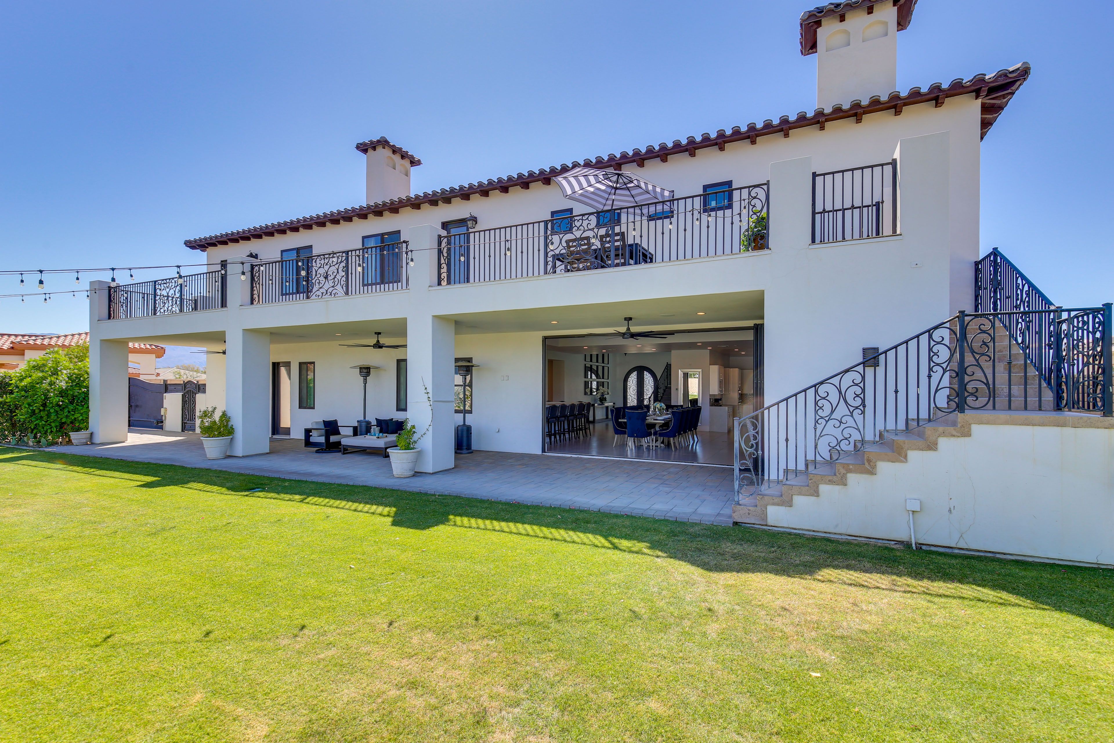 Exterior | Yard