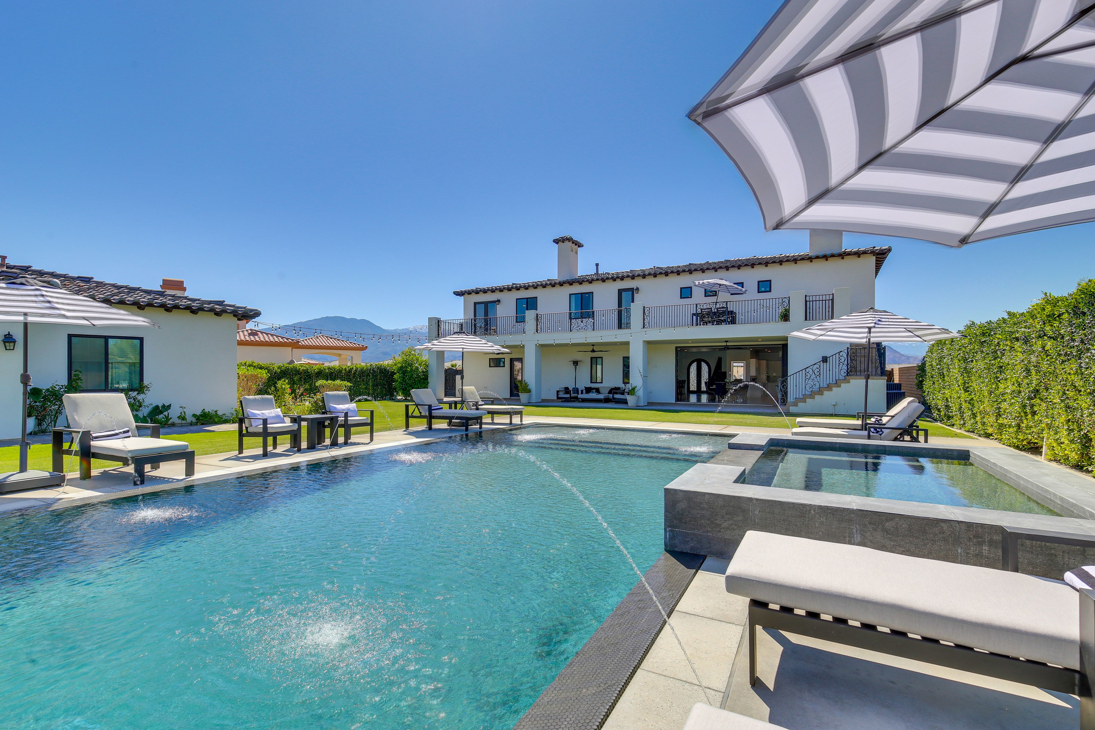 Indio Vacation Rental | 9BR | 5.5BA | 6,700 Sq Ft | 1 Step Required