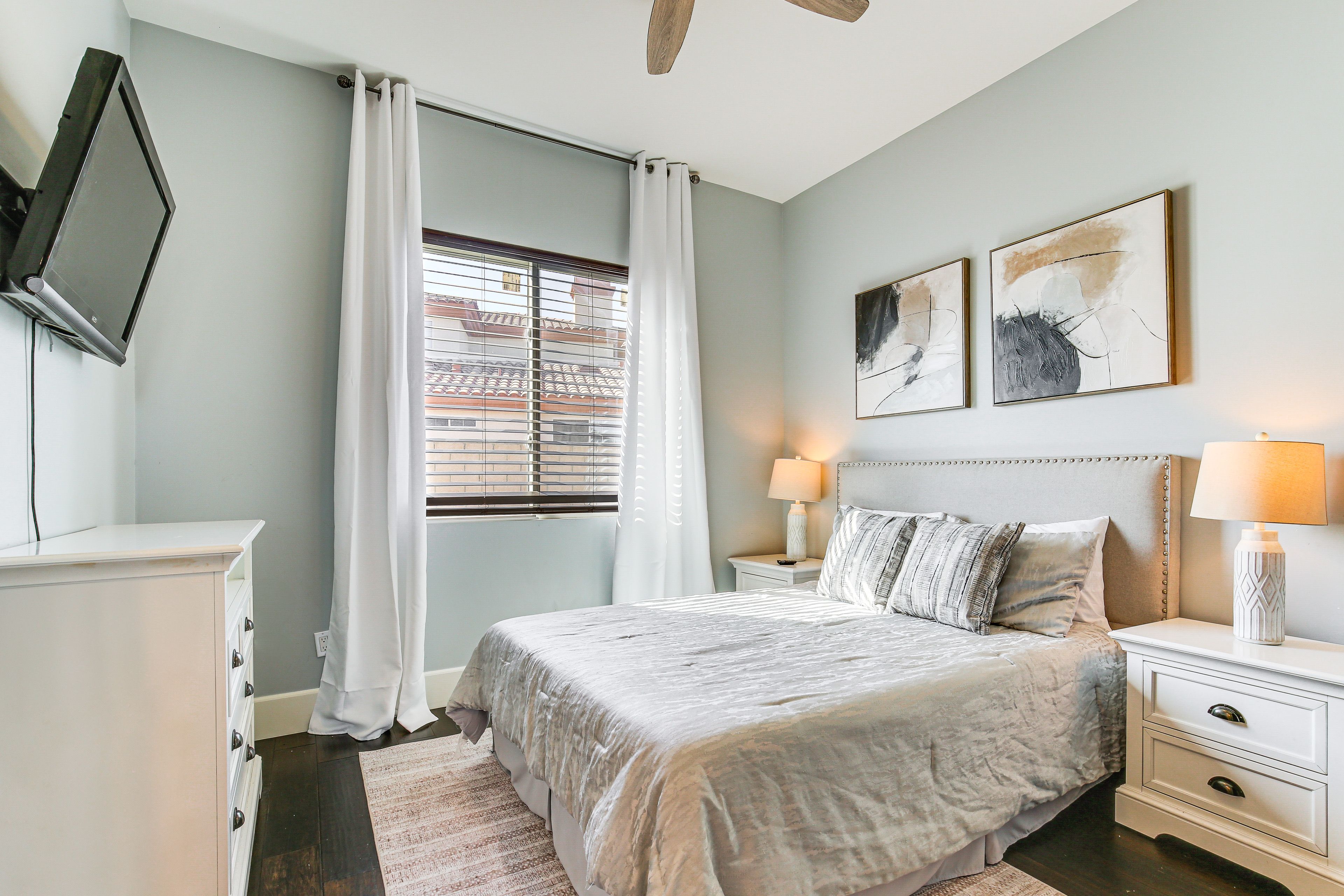 Bedroom 8 (Casita) | Queen Bed