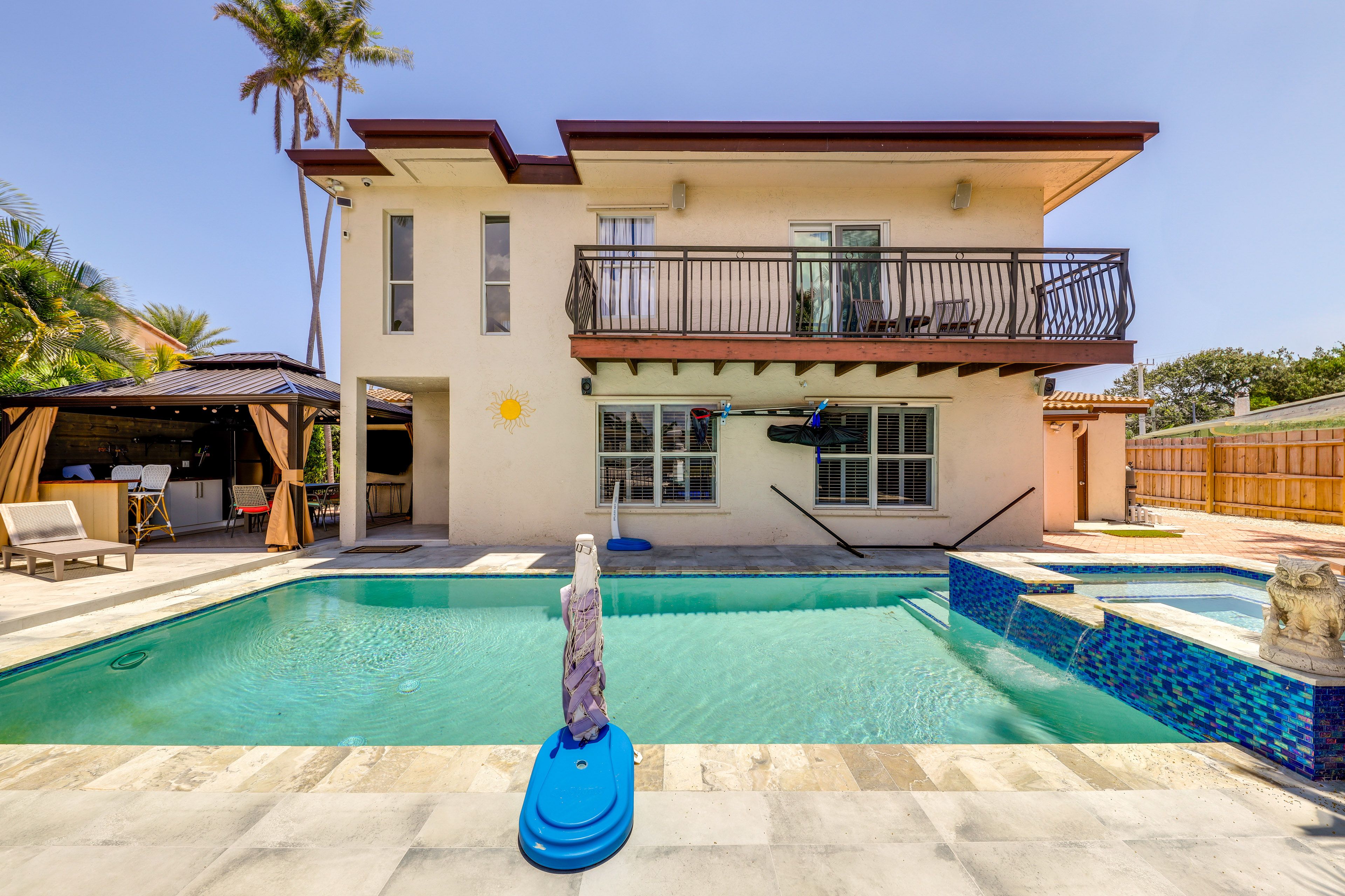 Private Patio | Gas Grill | No Balcony Access