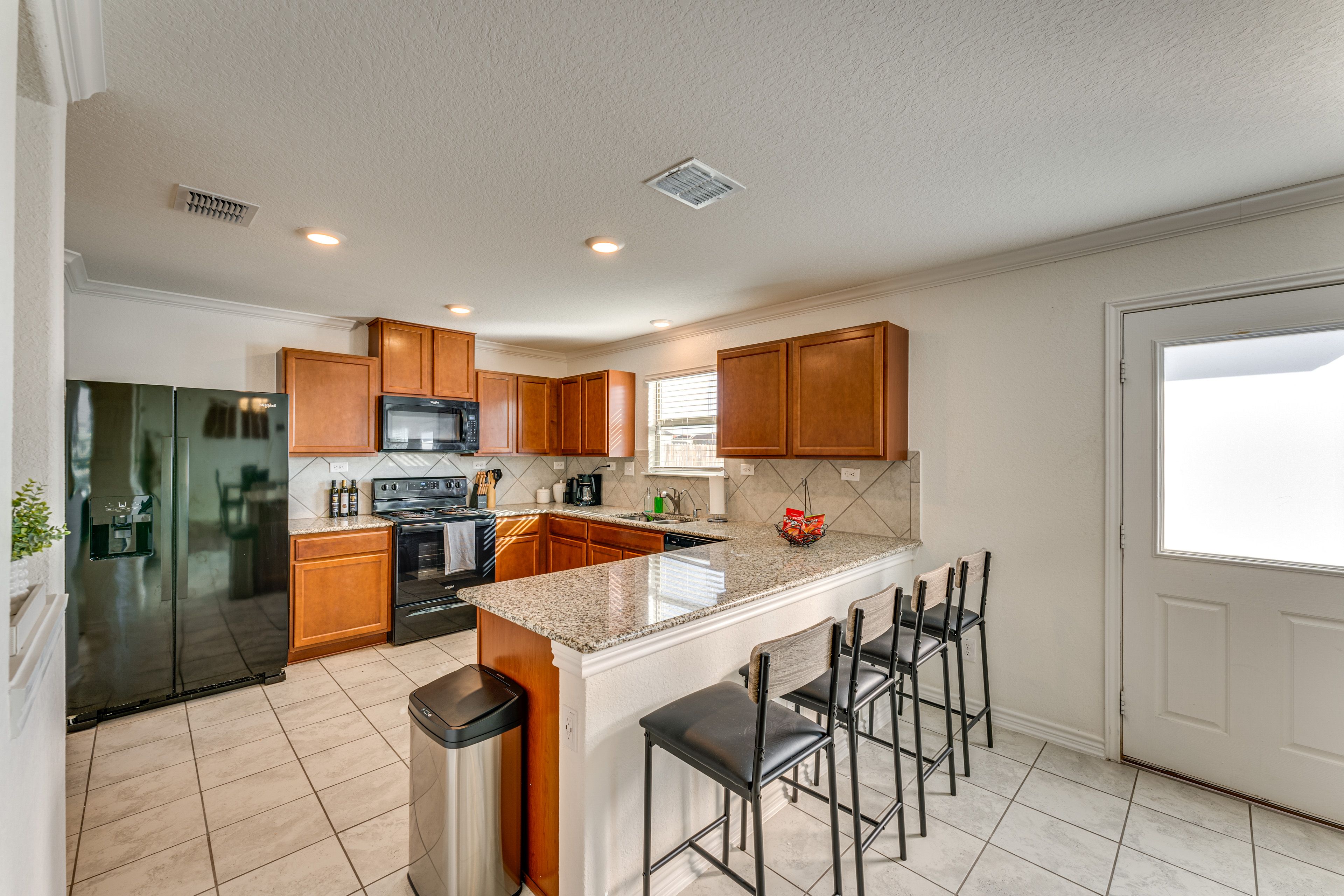 Kitchen | Dishwasher | 1st Floor
