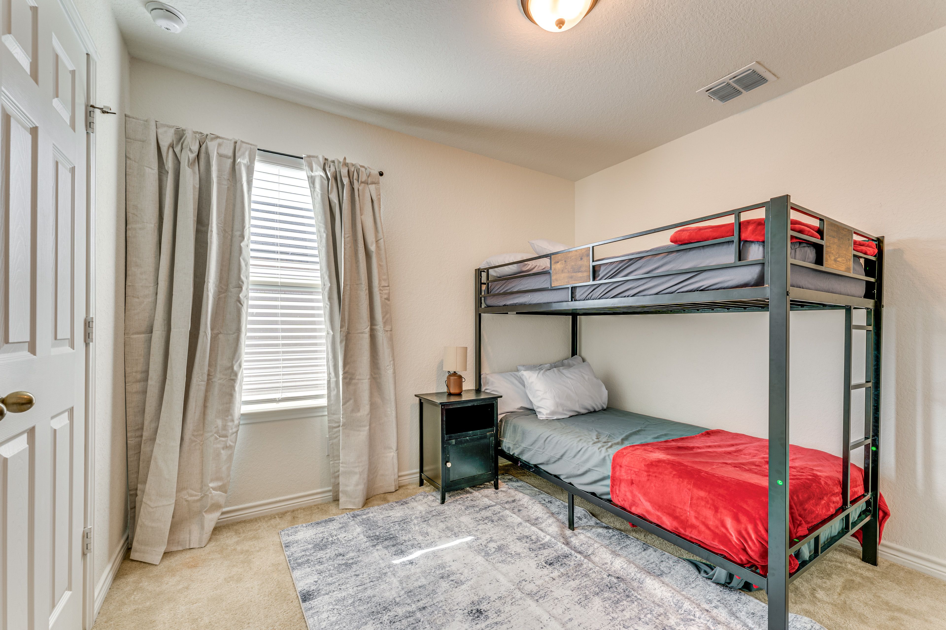 Bedroom 2 | Twin Bunk Bed | 2nd Floor