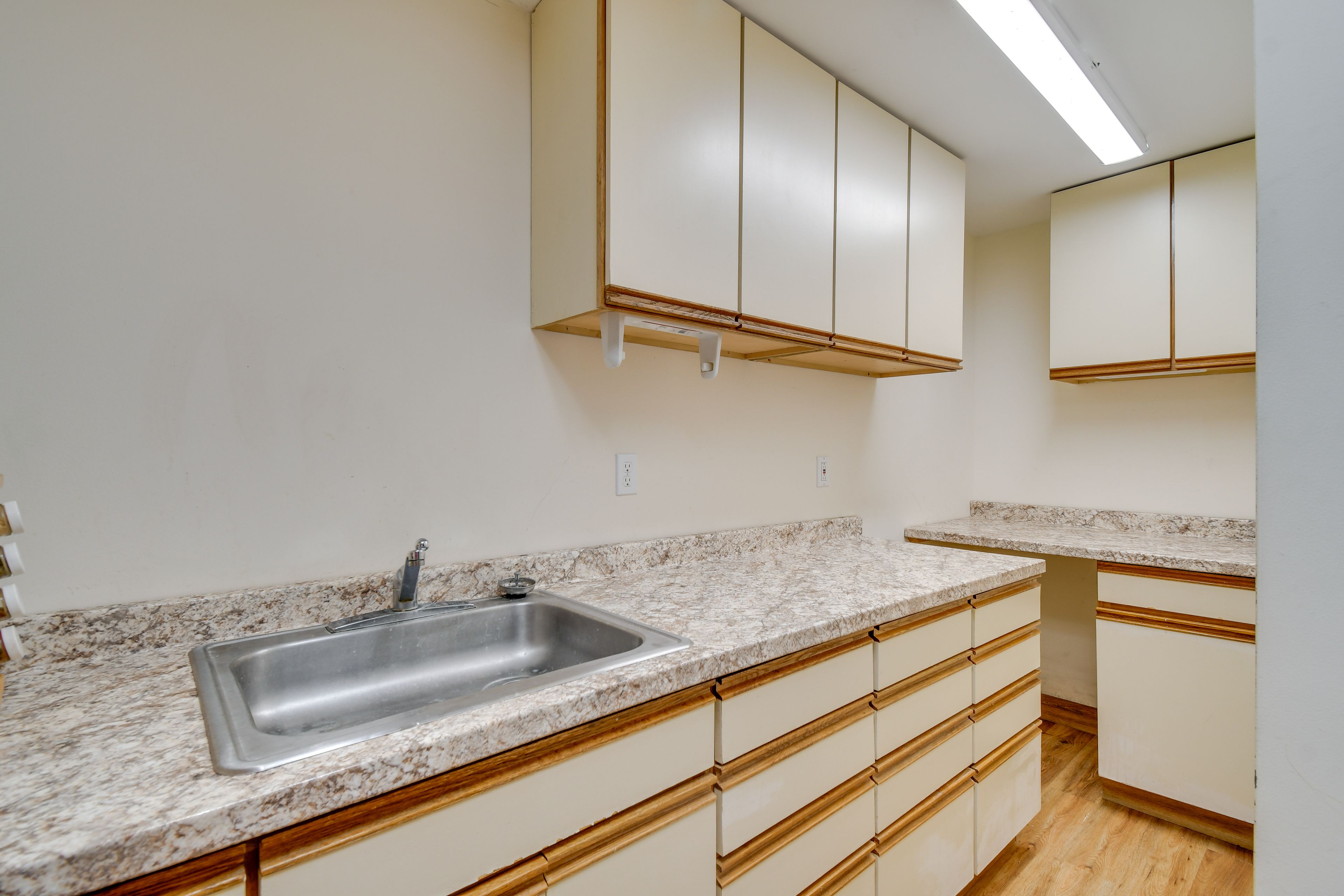 Kitchen | Cooking Basics | Microwave | Drip Coffee Maker (Coffee Provided)