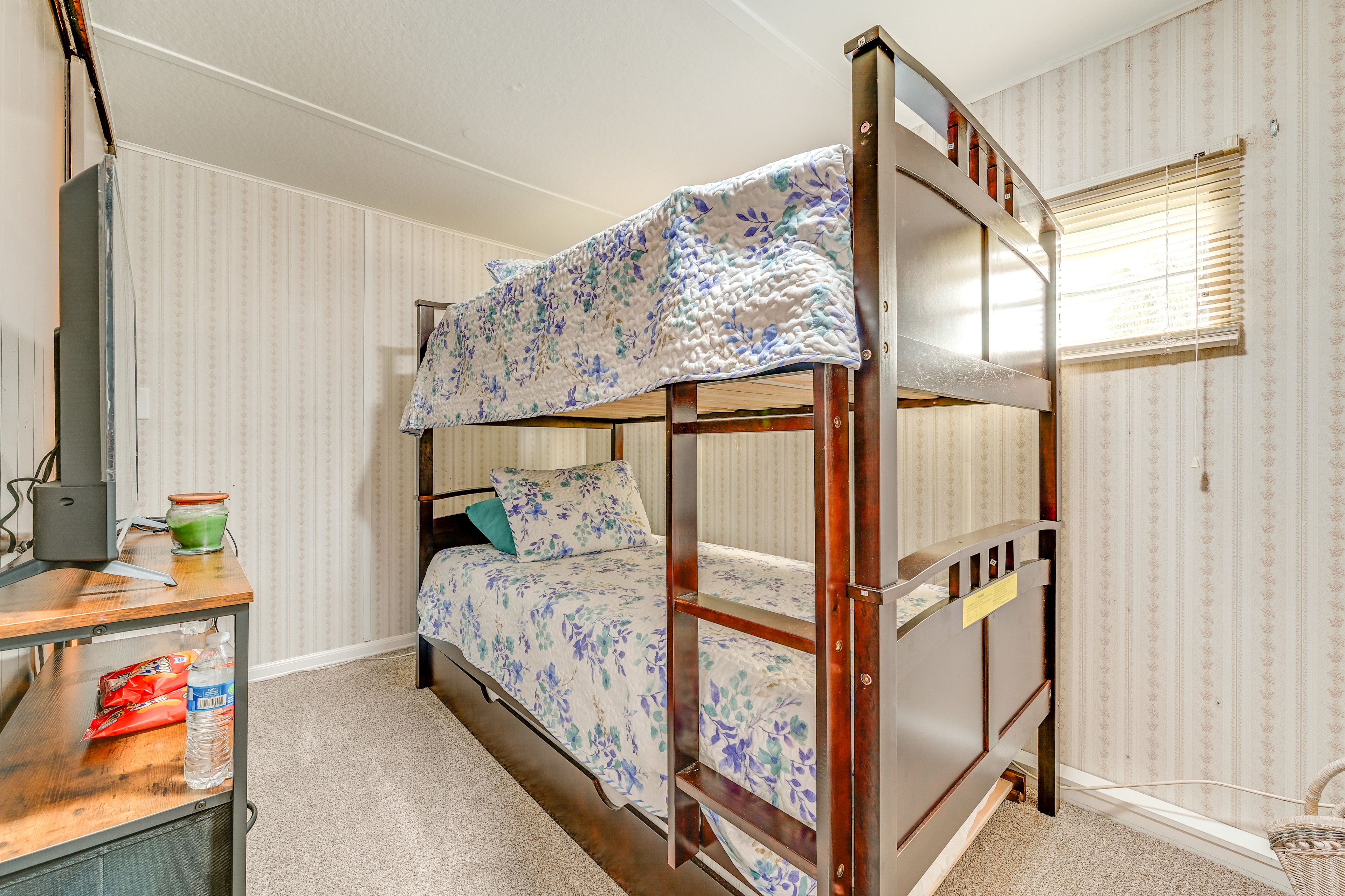 Bedroom 2 | Twin Bunk Bed w/ Twin Trundle | Flat-Screen TV