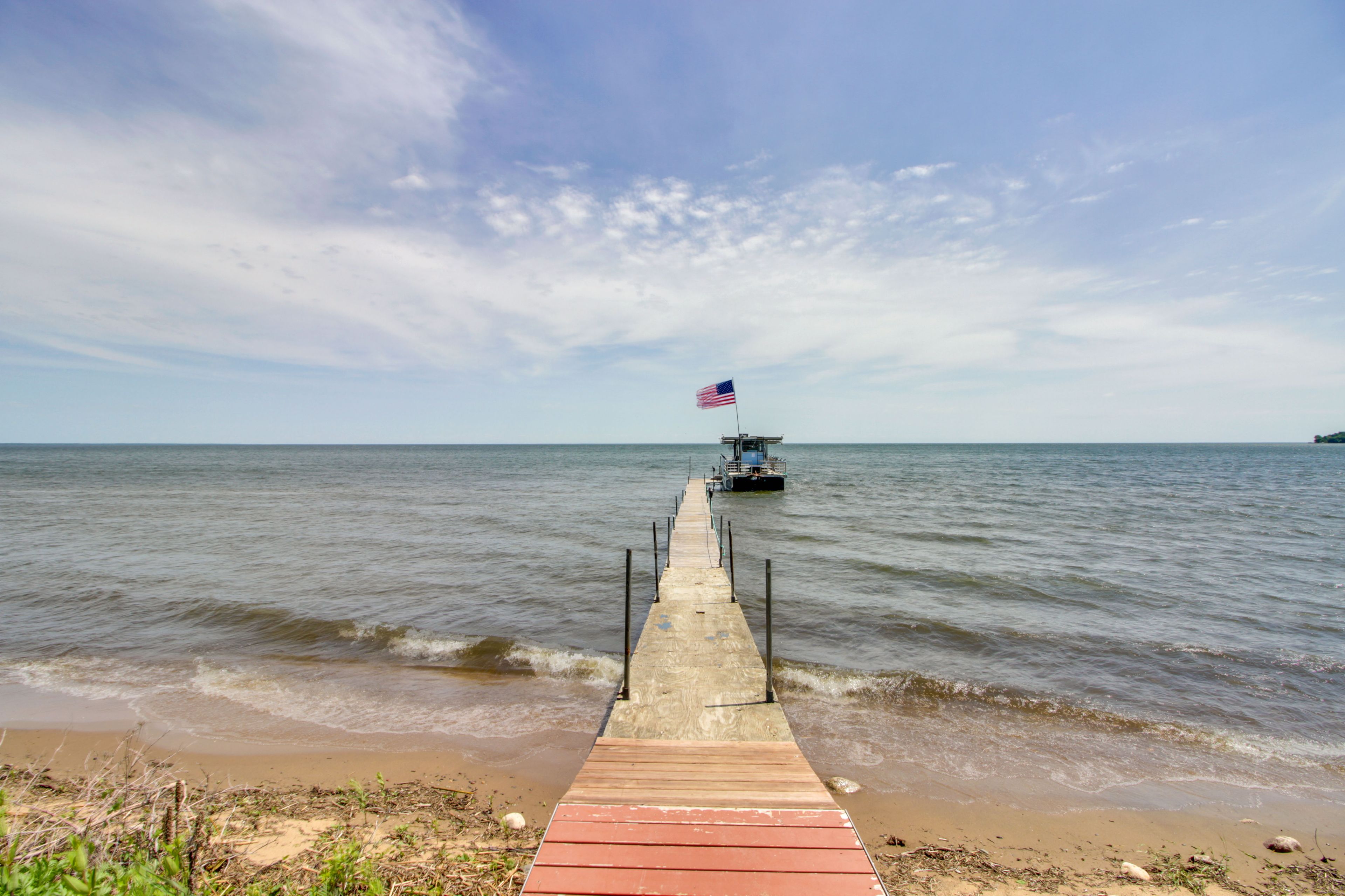 Mille Lacs Lake | Shared Dock | Guided Fishing Available