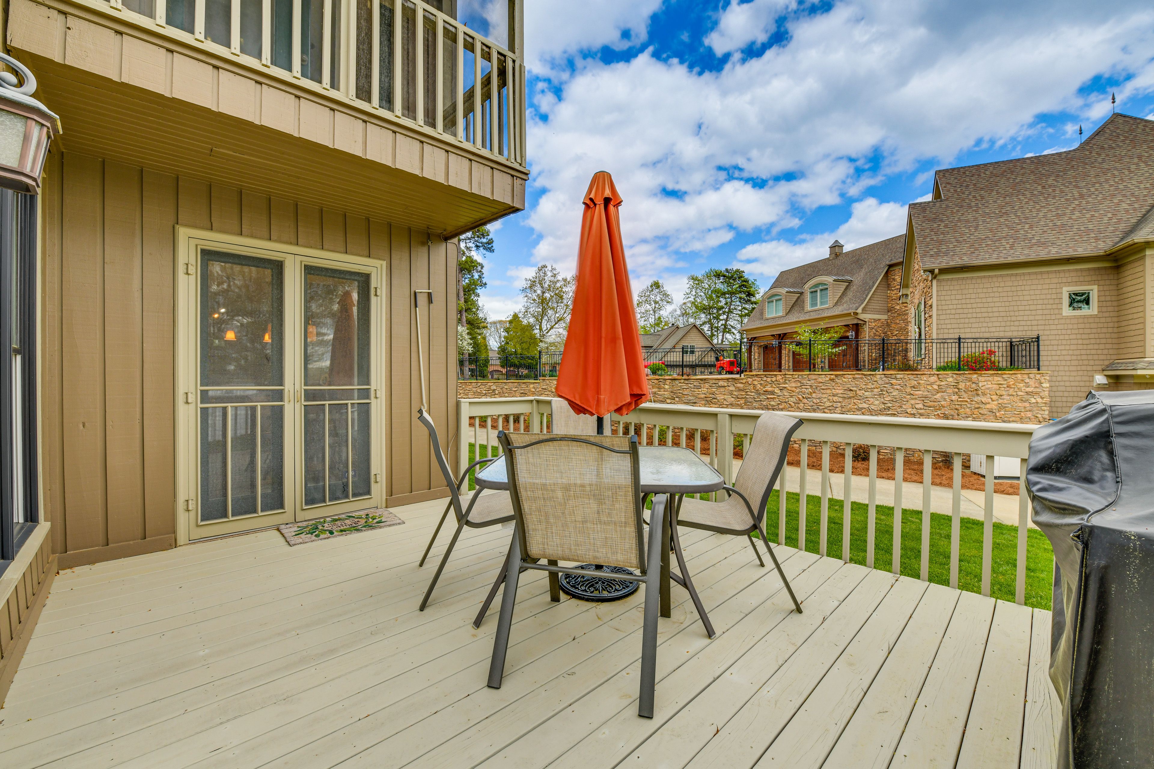 Furnished Deck