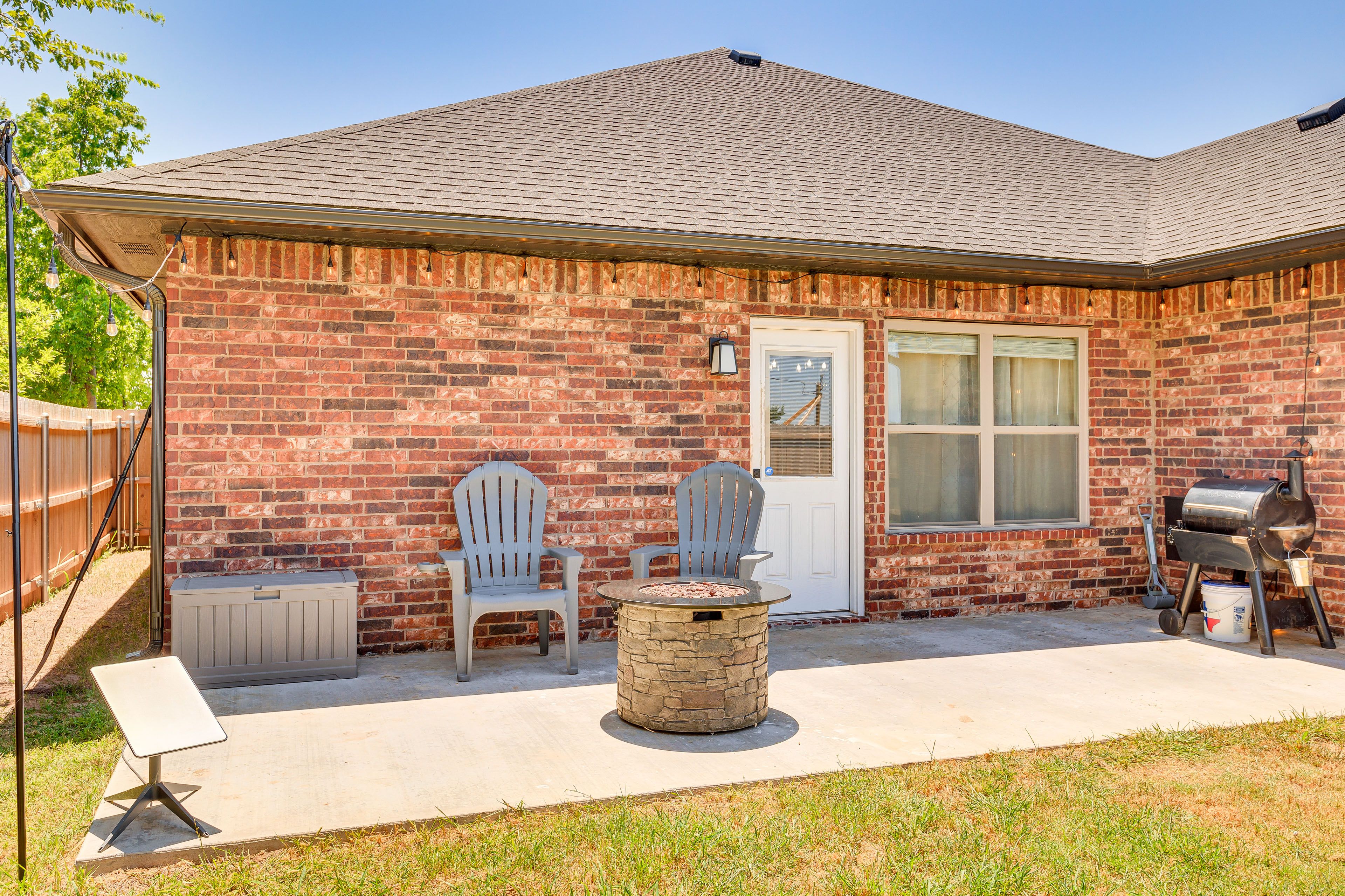 Patio | Pellet Grill | Fire Pit Table | Outdoor Seating