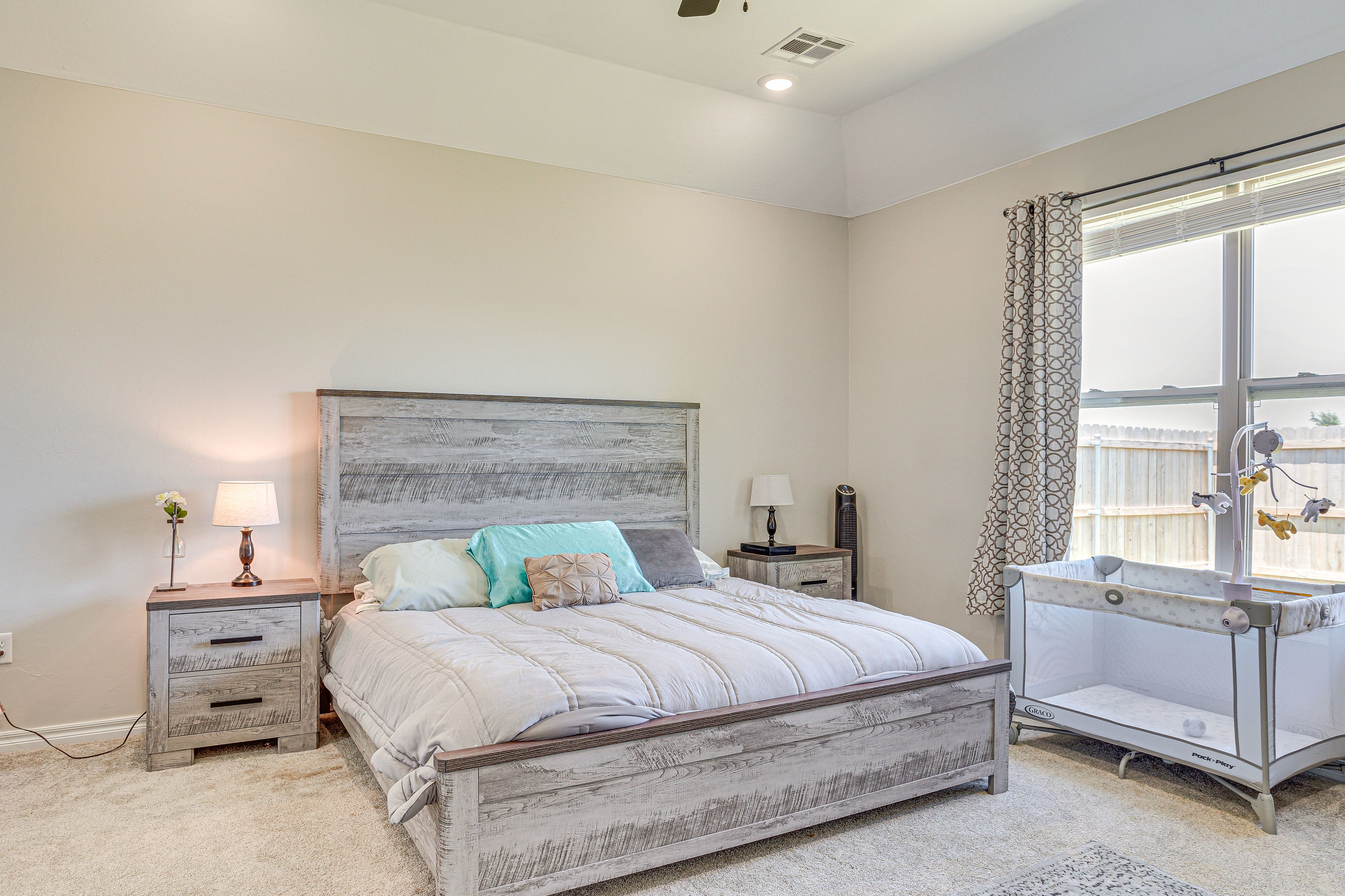 Bedroom 1 | King Bed | Crib | Ceiling Fans | En-Suite Bathroom