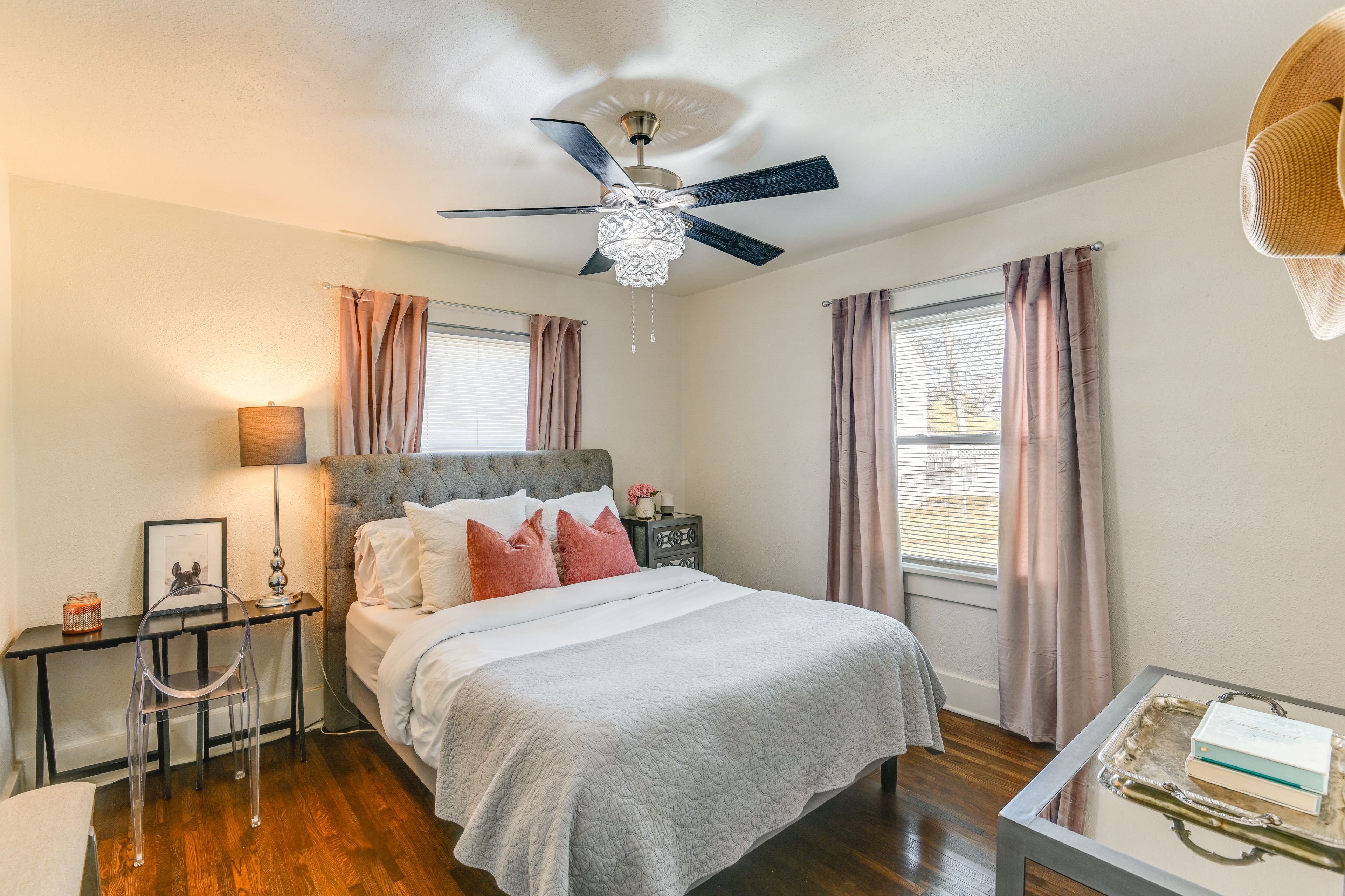 Bedroom 1 | Queen Bed | Linens Provided