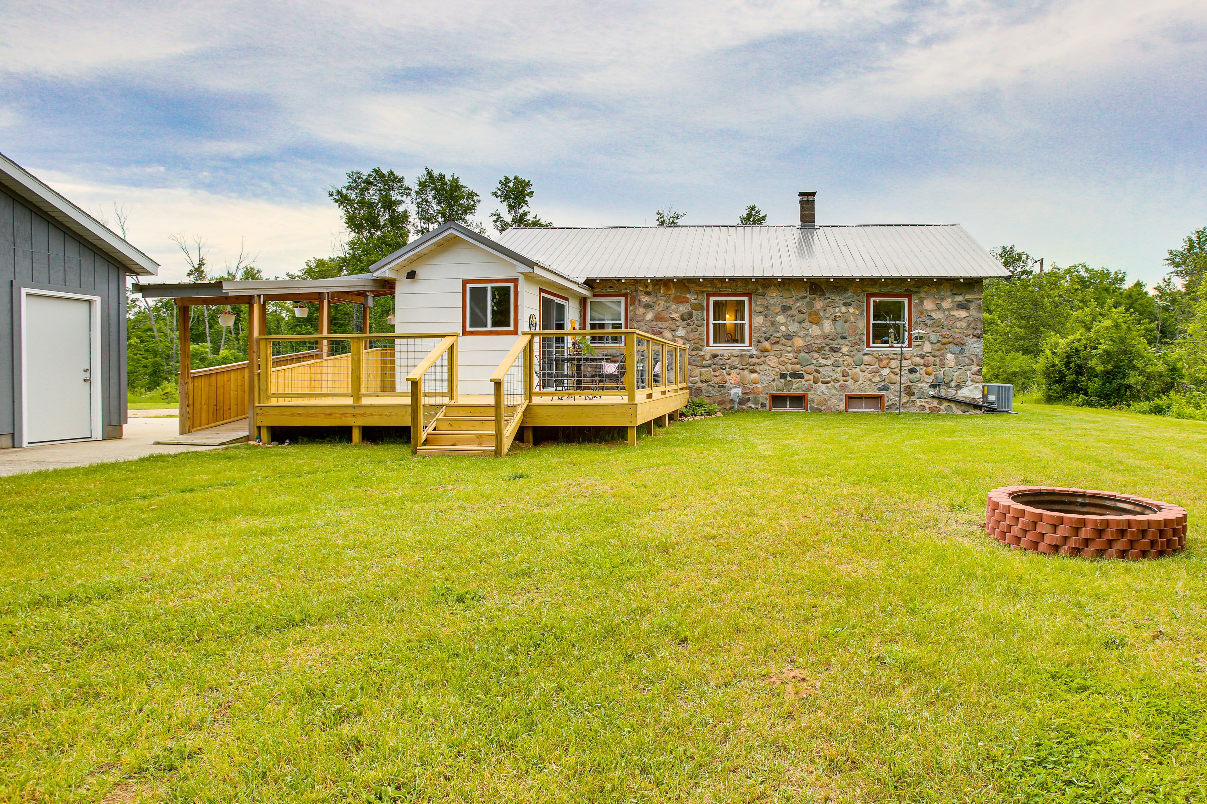 House Exterior | Ramp Access