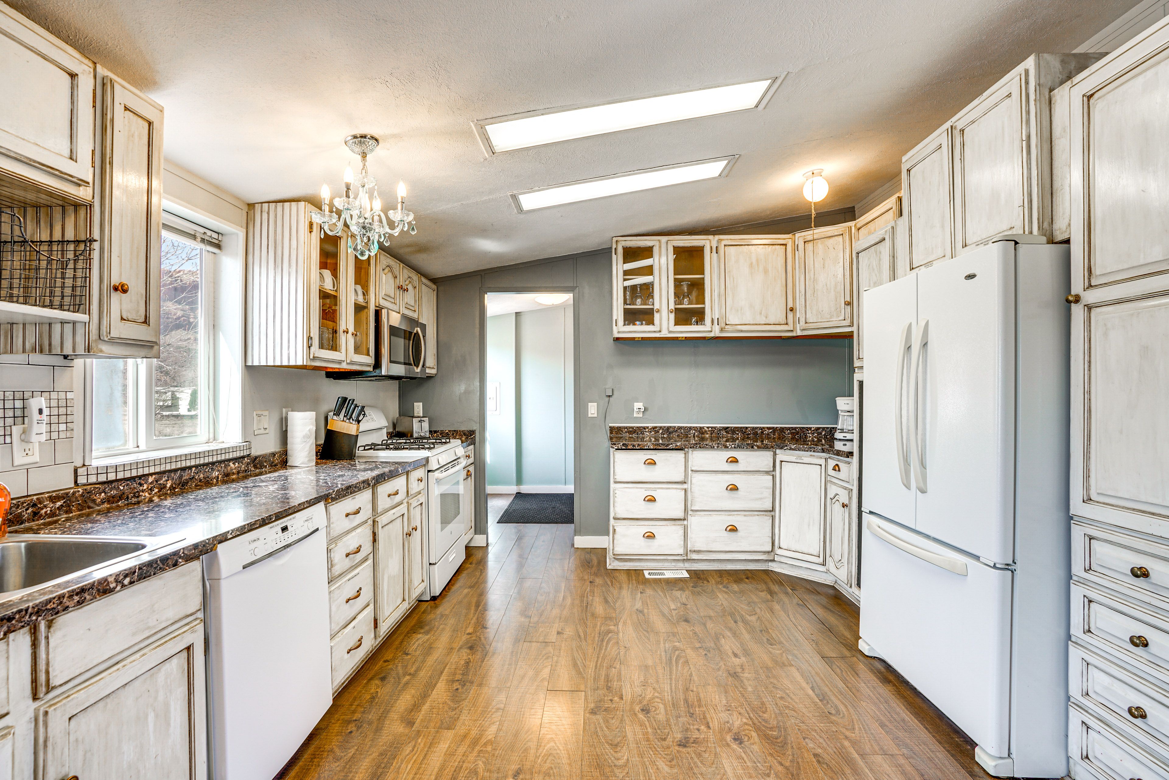 Kitchen | Drip Coffee Maker | Toaster | Crockpot | Cooking Basics