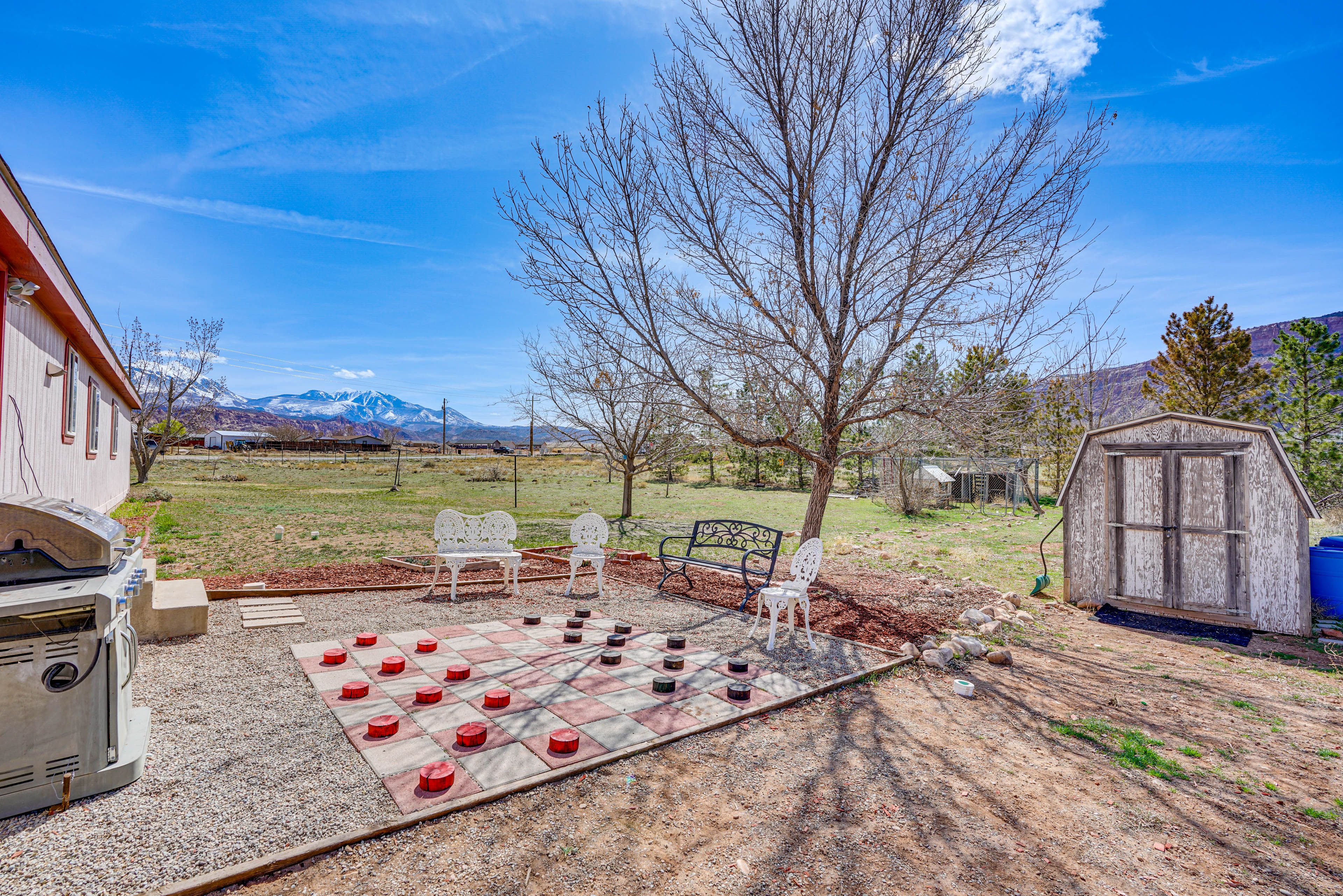 Private Patio | Panoramic Mountain Views | 13 Mi to Arches National Park