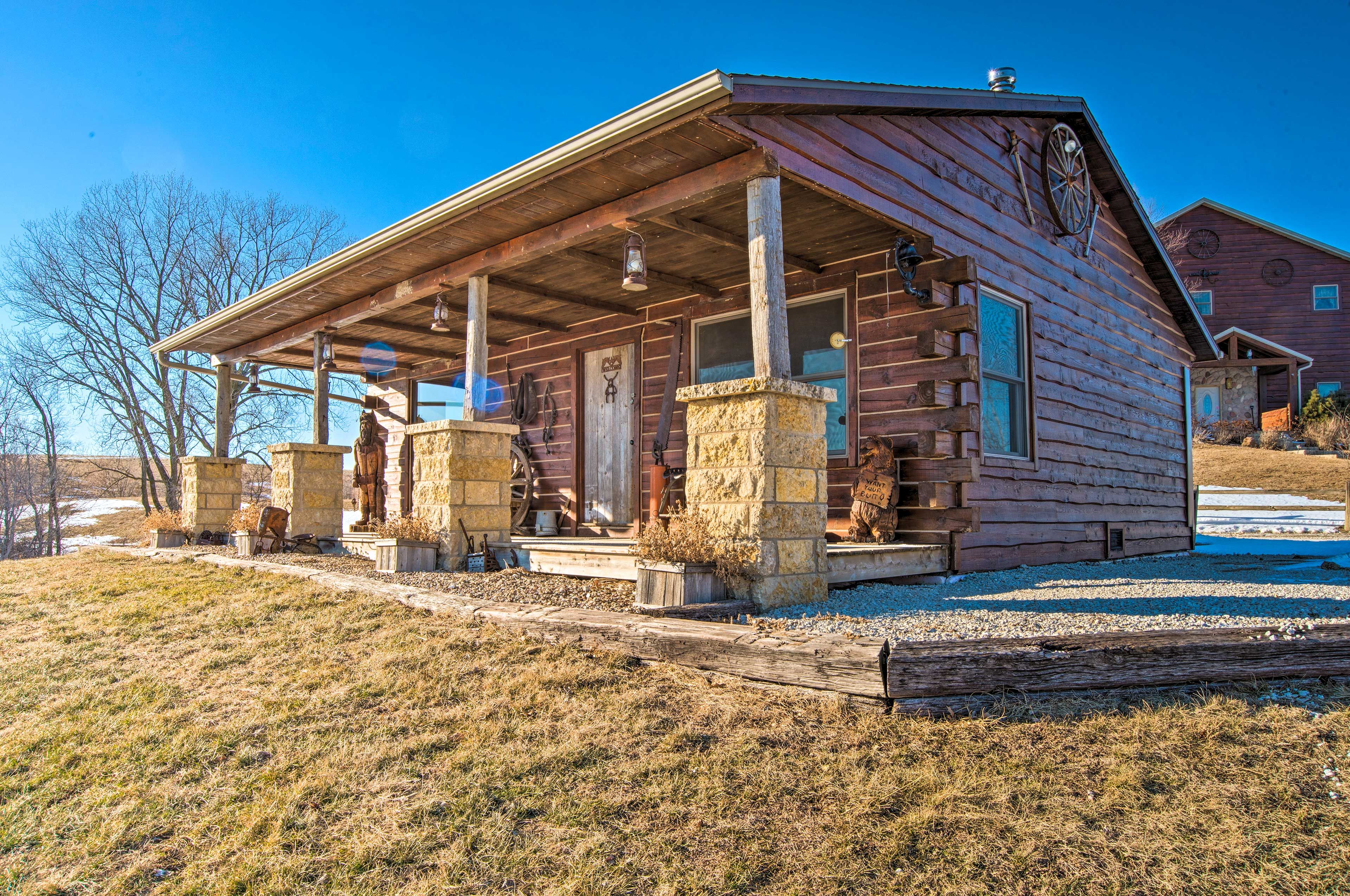 Powersville Vacation Rental | 2BR | 1BA | 600 Sq Ft | 1 Step to Enter