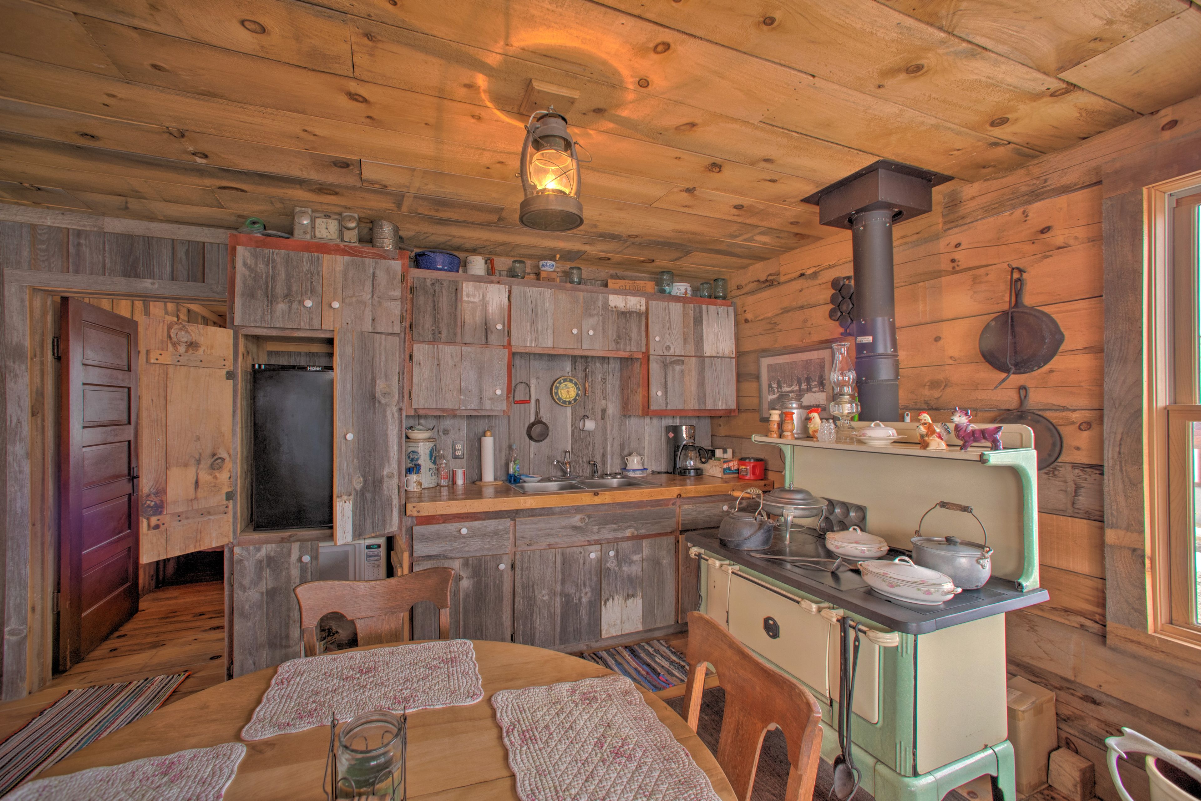 Kitchen | Cooking Basics | Dishware & Flatware Provided | Drip Coffee Maker