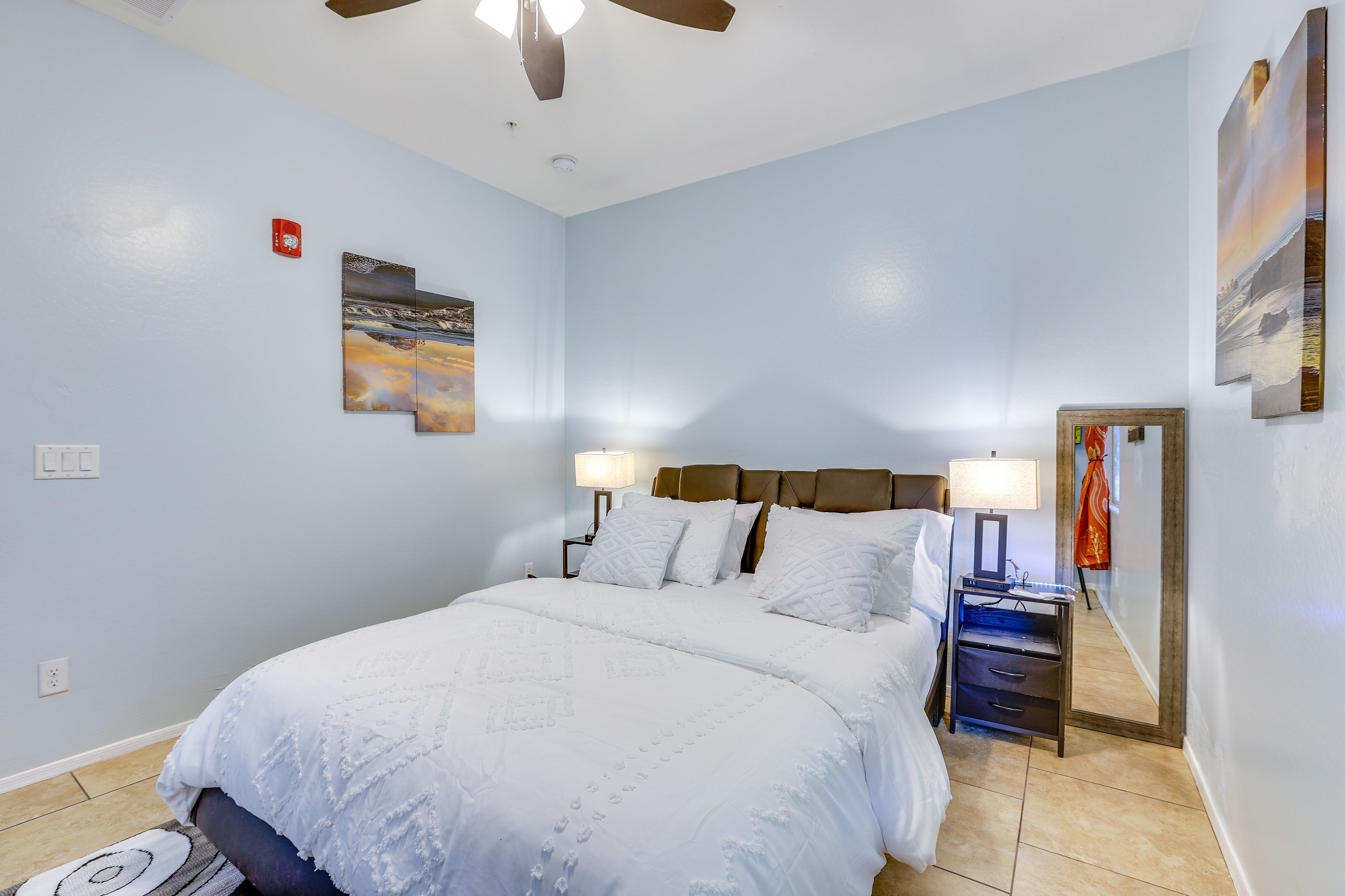 Bedroom 5 | Queen Bed