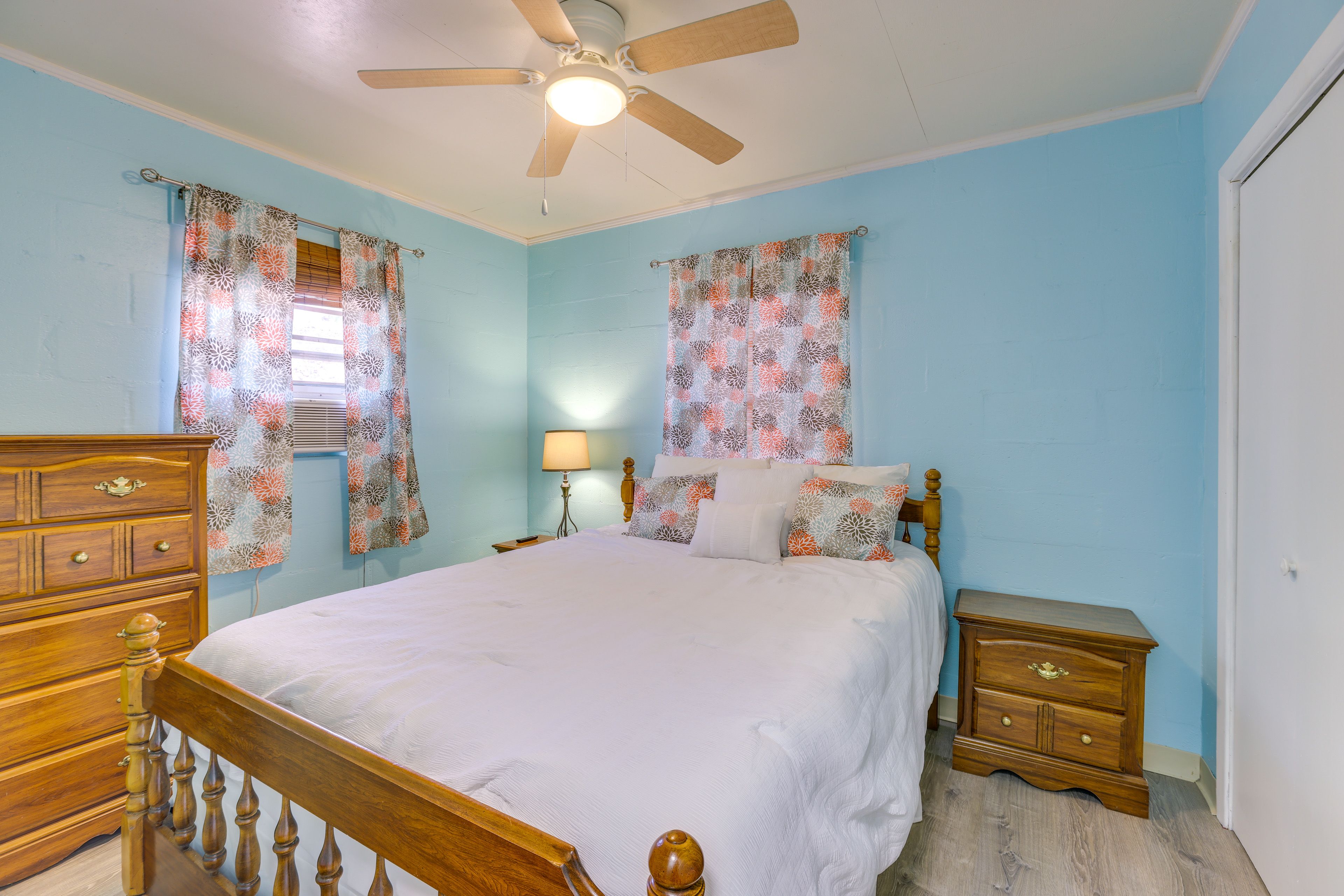 Bedroom 1 | Queen Bed | Linens Provided