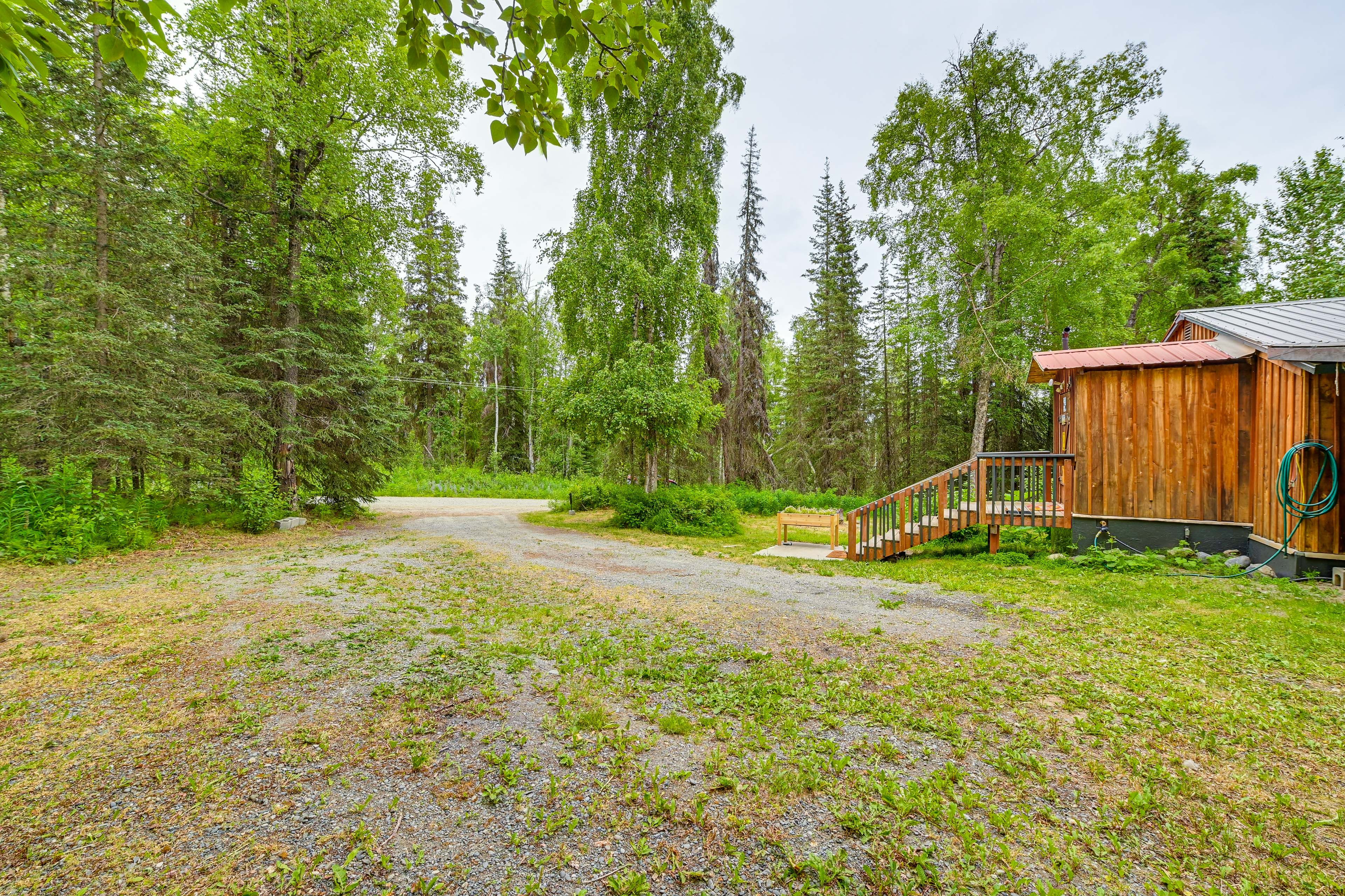 Cabin Exterior | Private Entrance