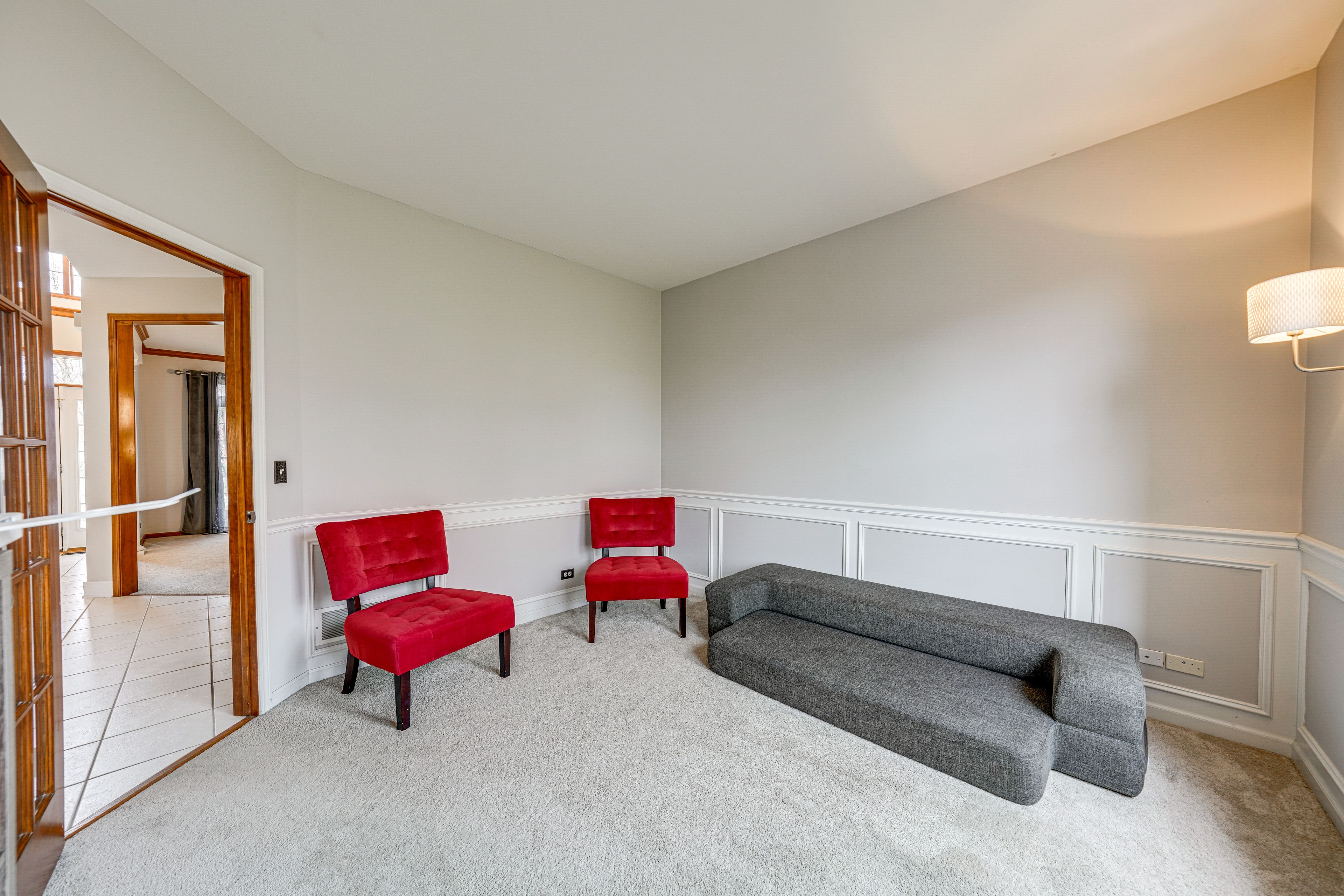 Sitting Area | 1st Floor