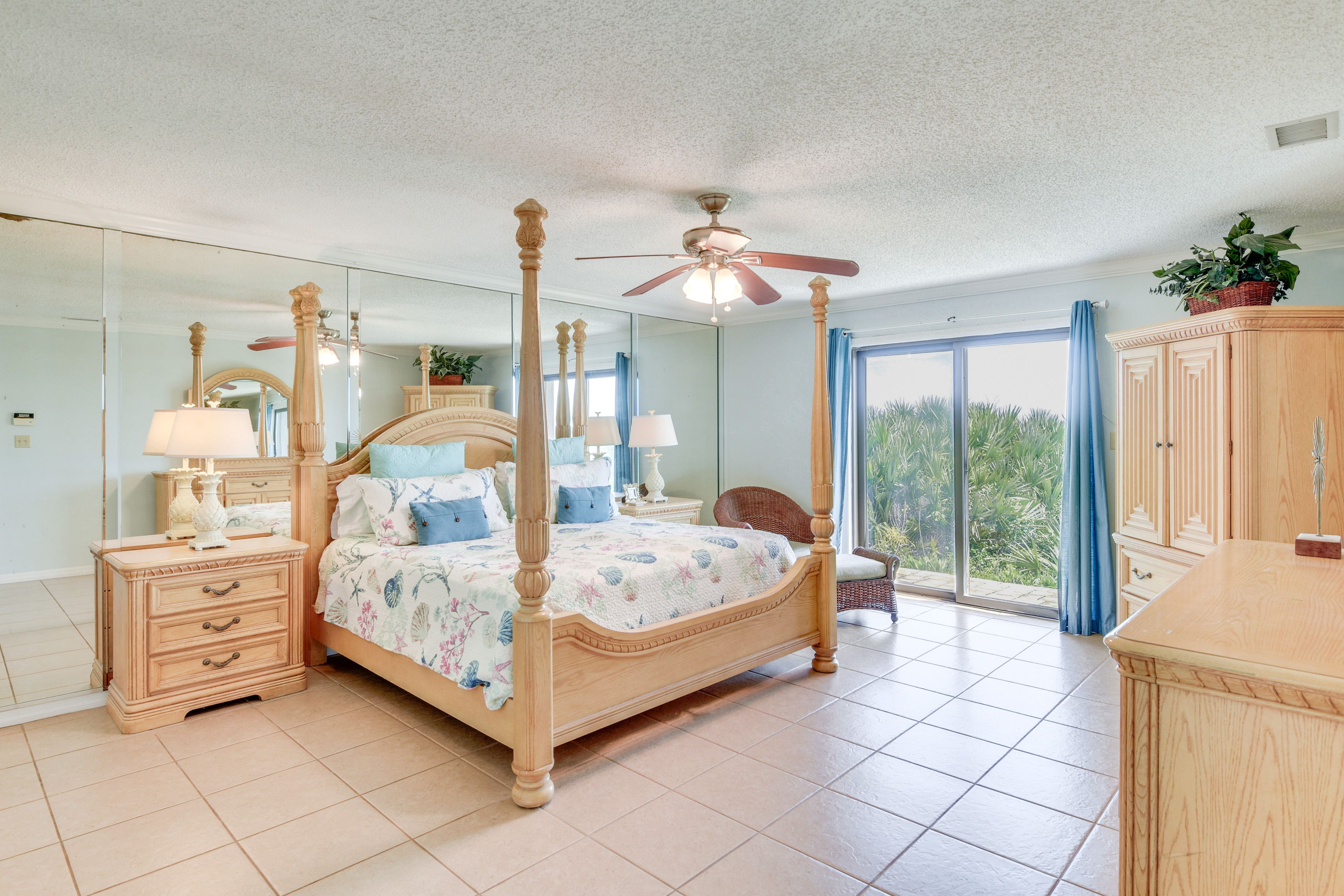 Bedroom 1 | King Bed | Linens Provided | Ocean View | Flat-Screen TV w/ Cable