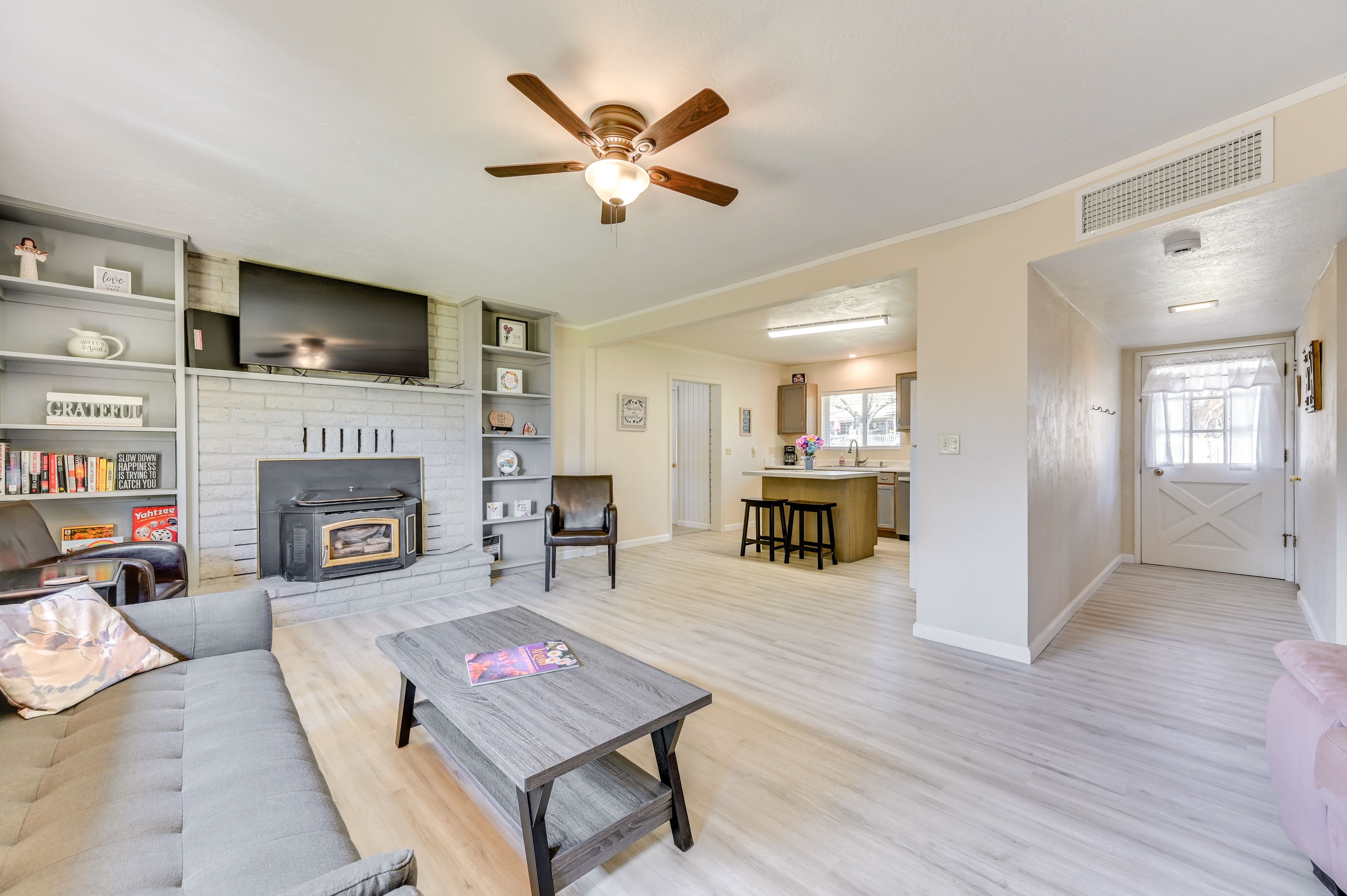 Living Room | Decorative Fireplace | Central A/C + Heating
