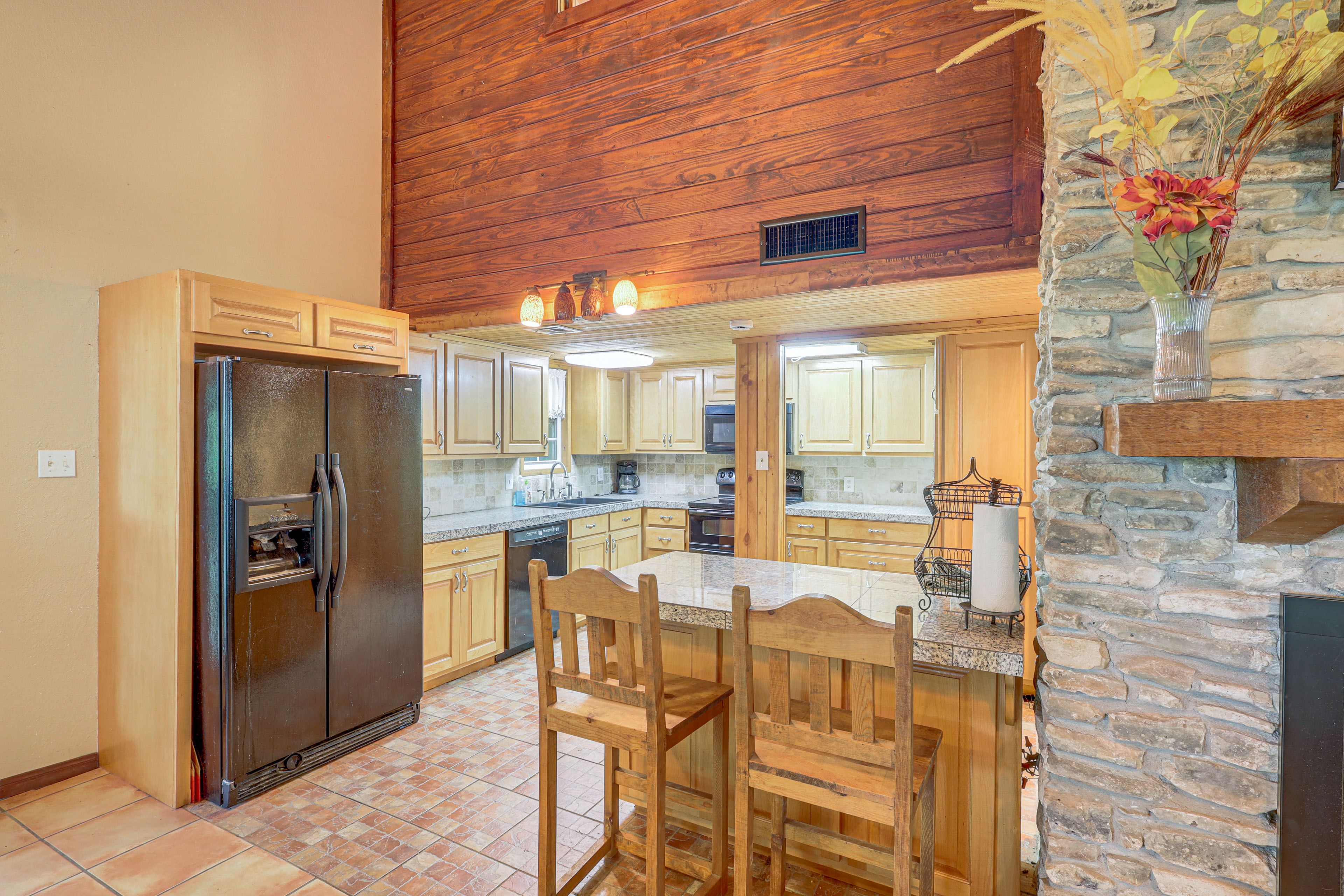 Kitchen | 1st Floor | Drip Coffee Maker | Dishwasher Not Available