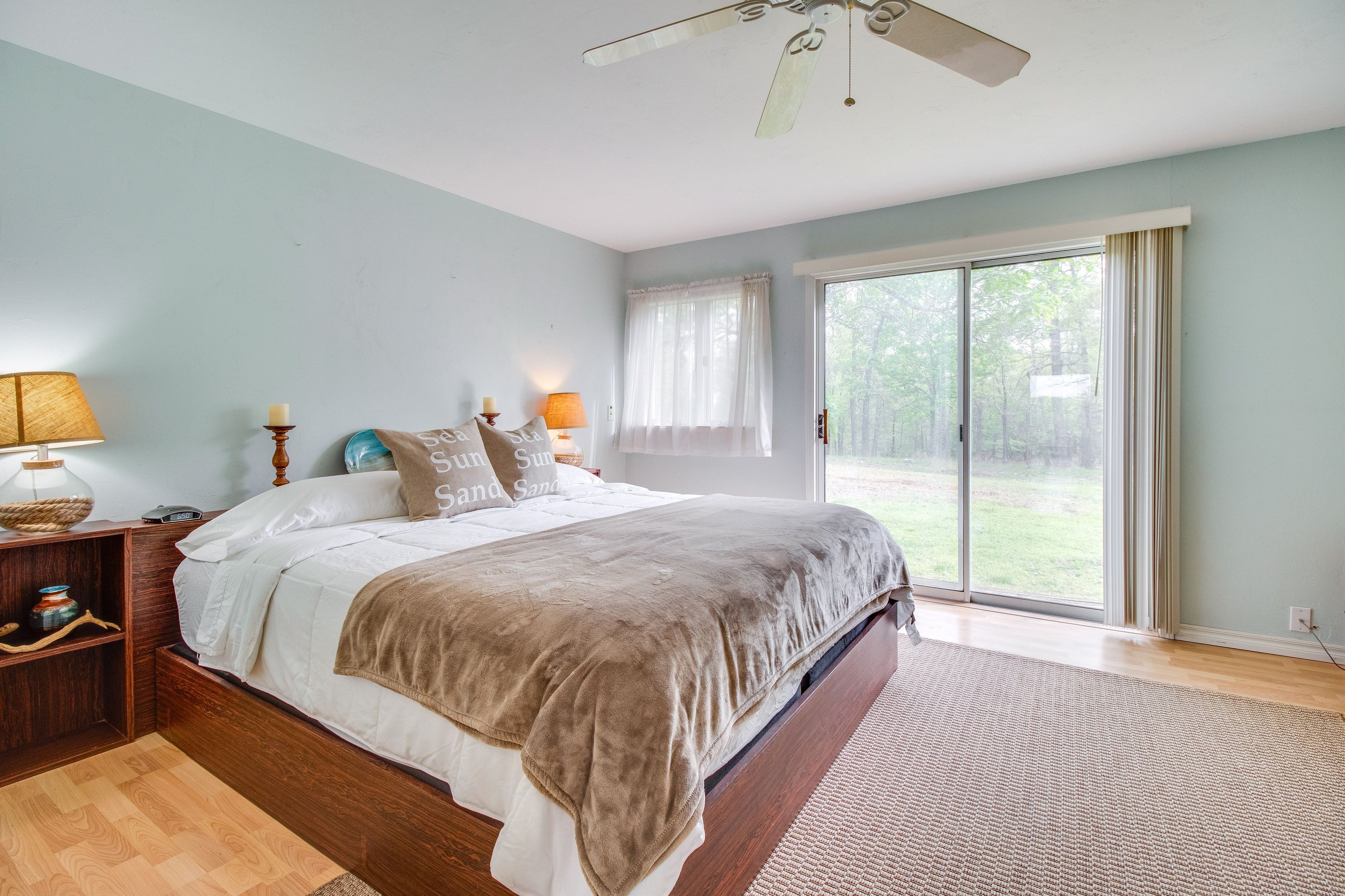 Bedroom 2 | King Bed