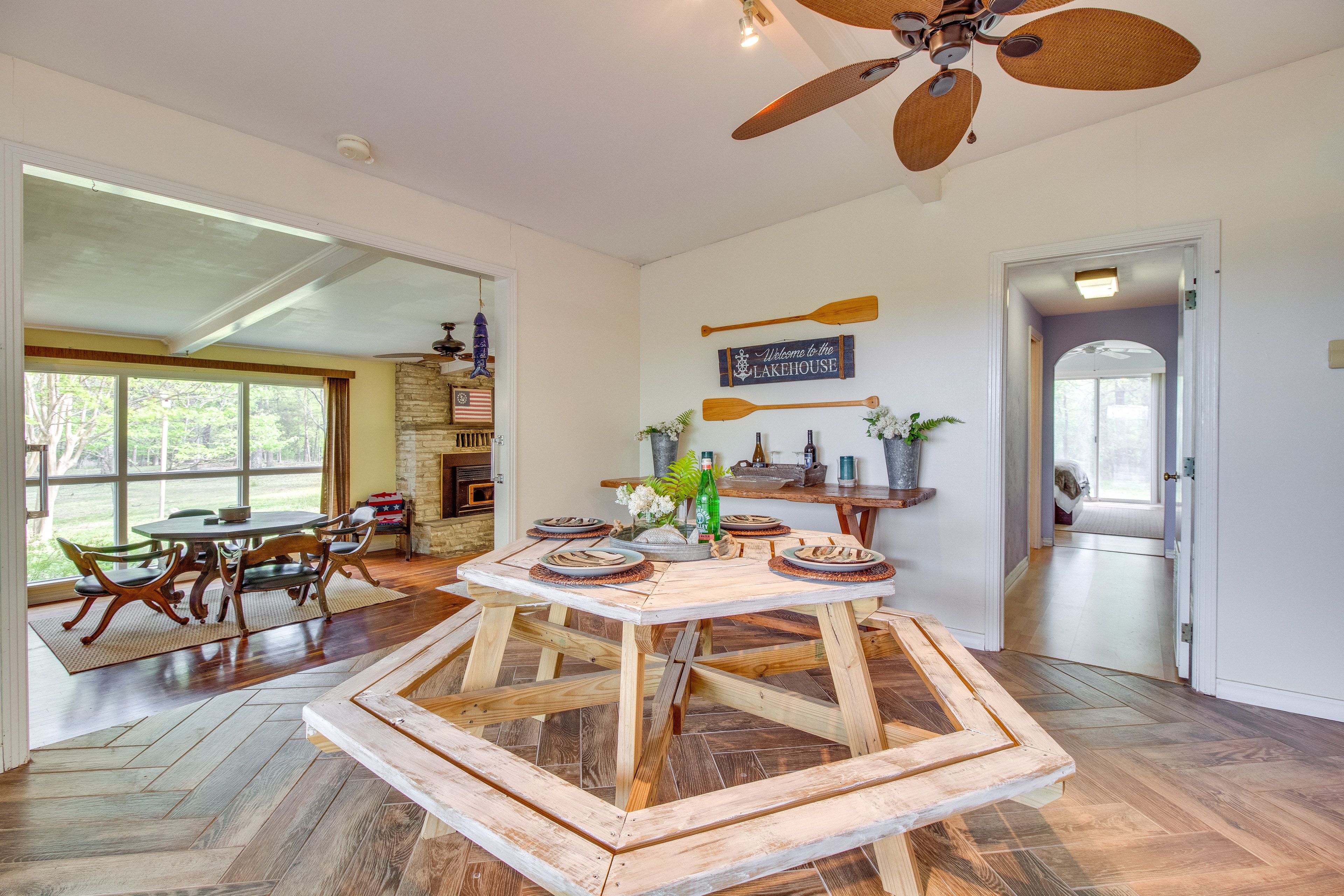 Dining Area | Dishware & Flatware Provided | Central A/C & Heat