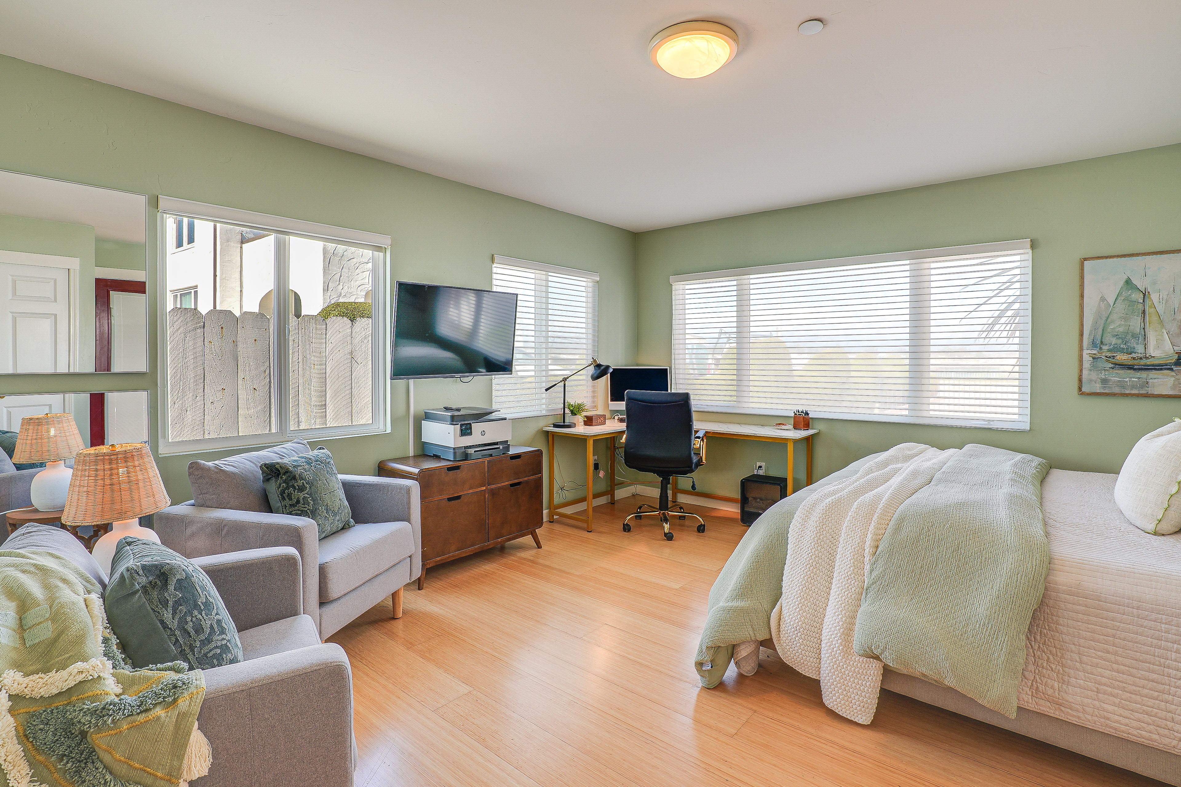 Santa Cruz Vacation Rental | Studio | 1.5BA | 546 Sq Ft | 1 Step to Enter