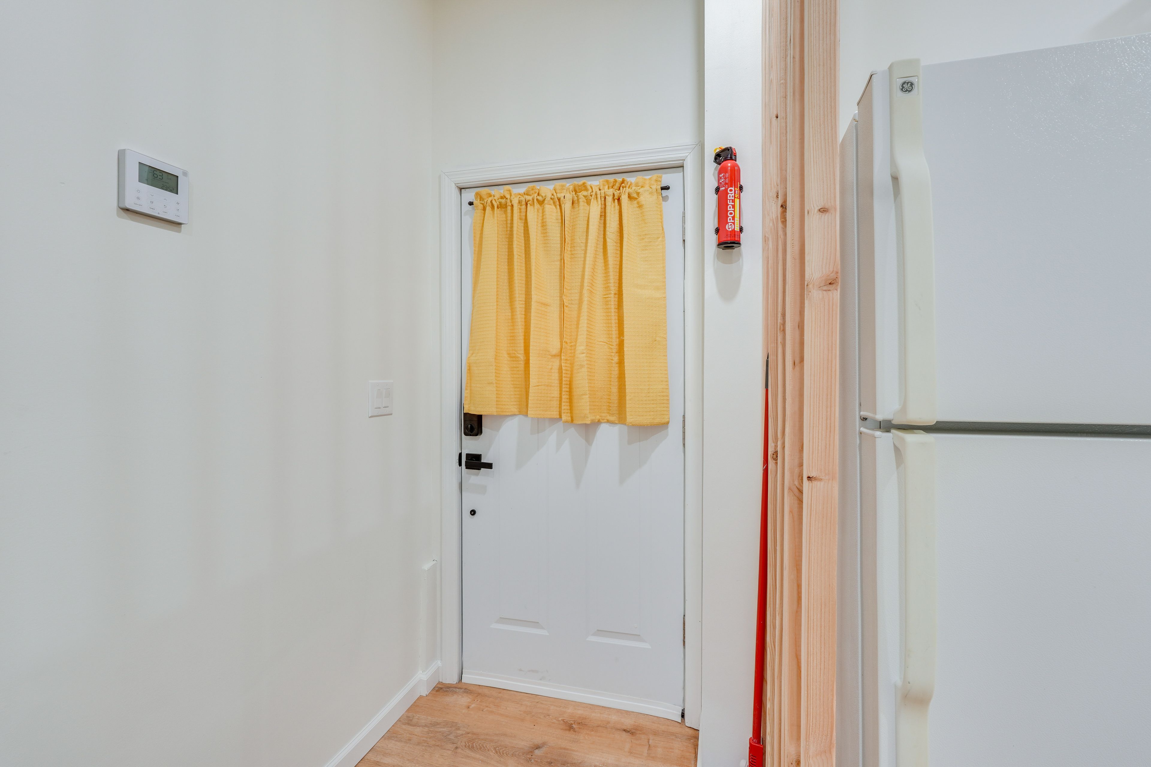 Entry | 1st Floor