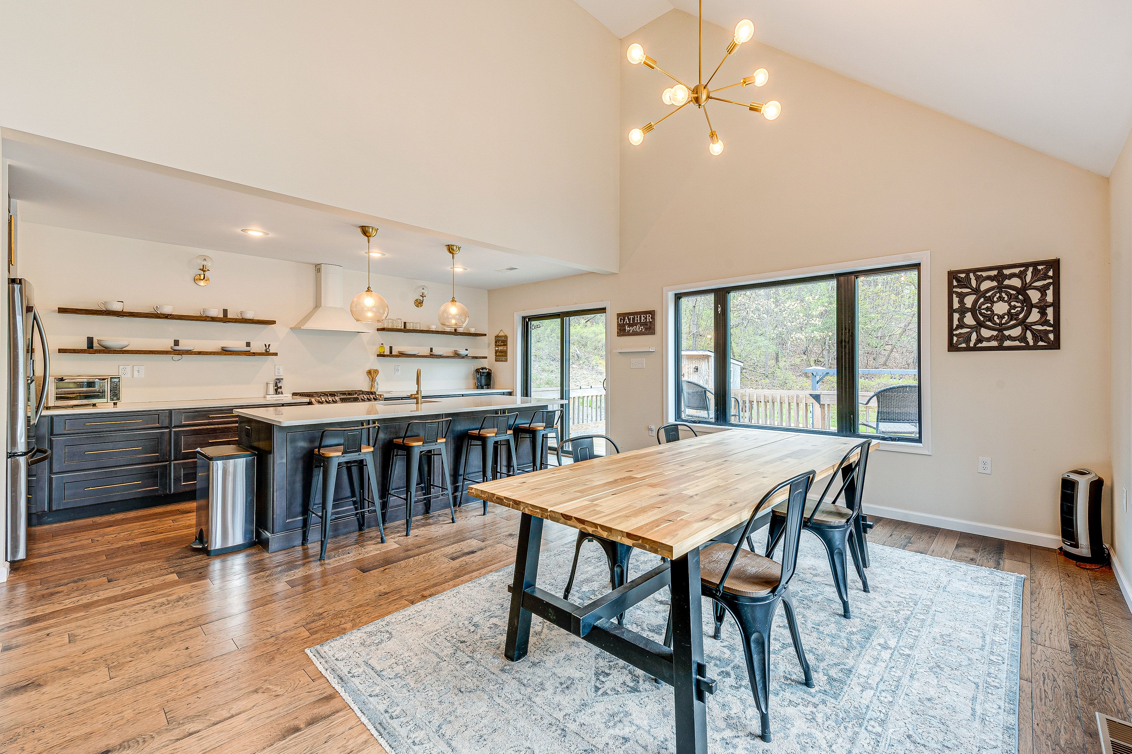 Dining Area | Open Floor Plan