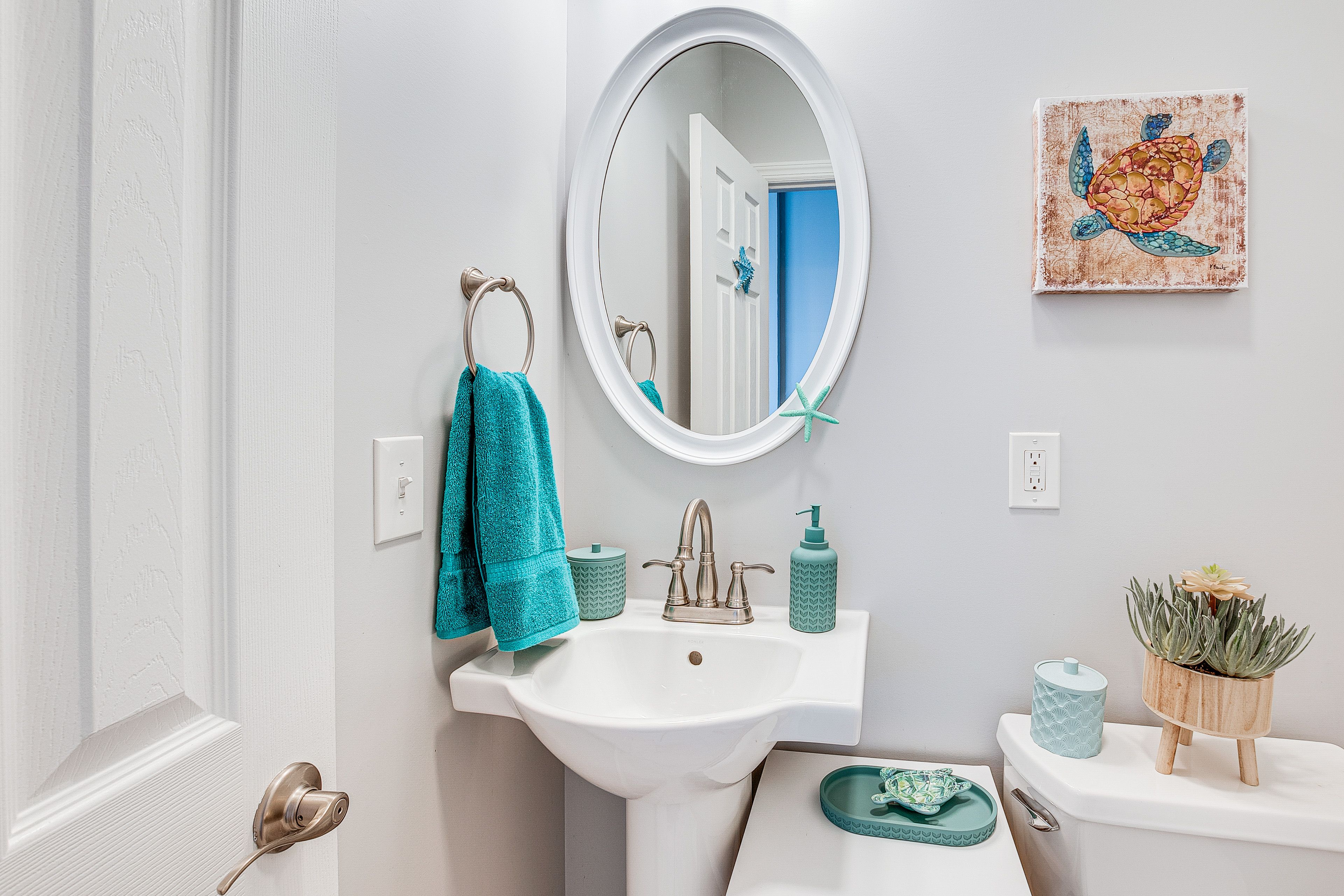 Half Bathroom | Grab Bar | 1st Floor