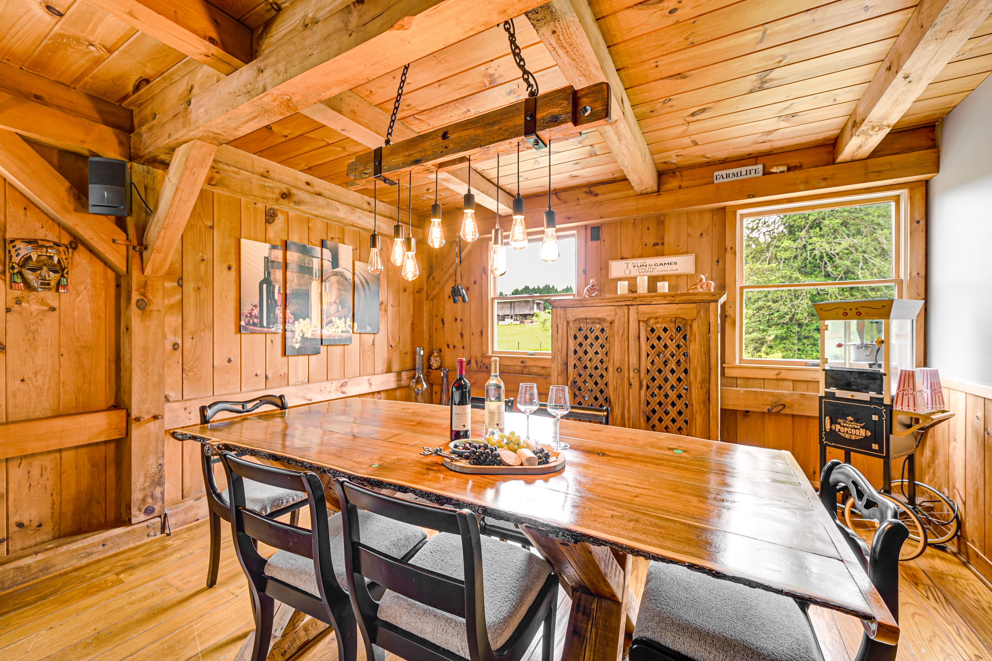 Dining Area | 1st Floor | Dishware & Flatware Provided