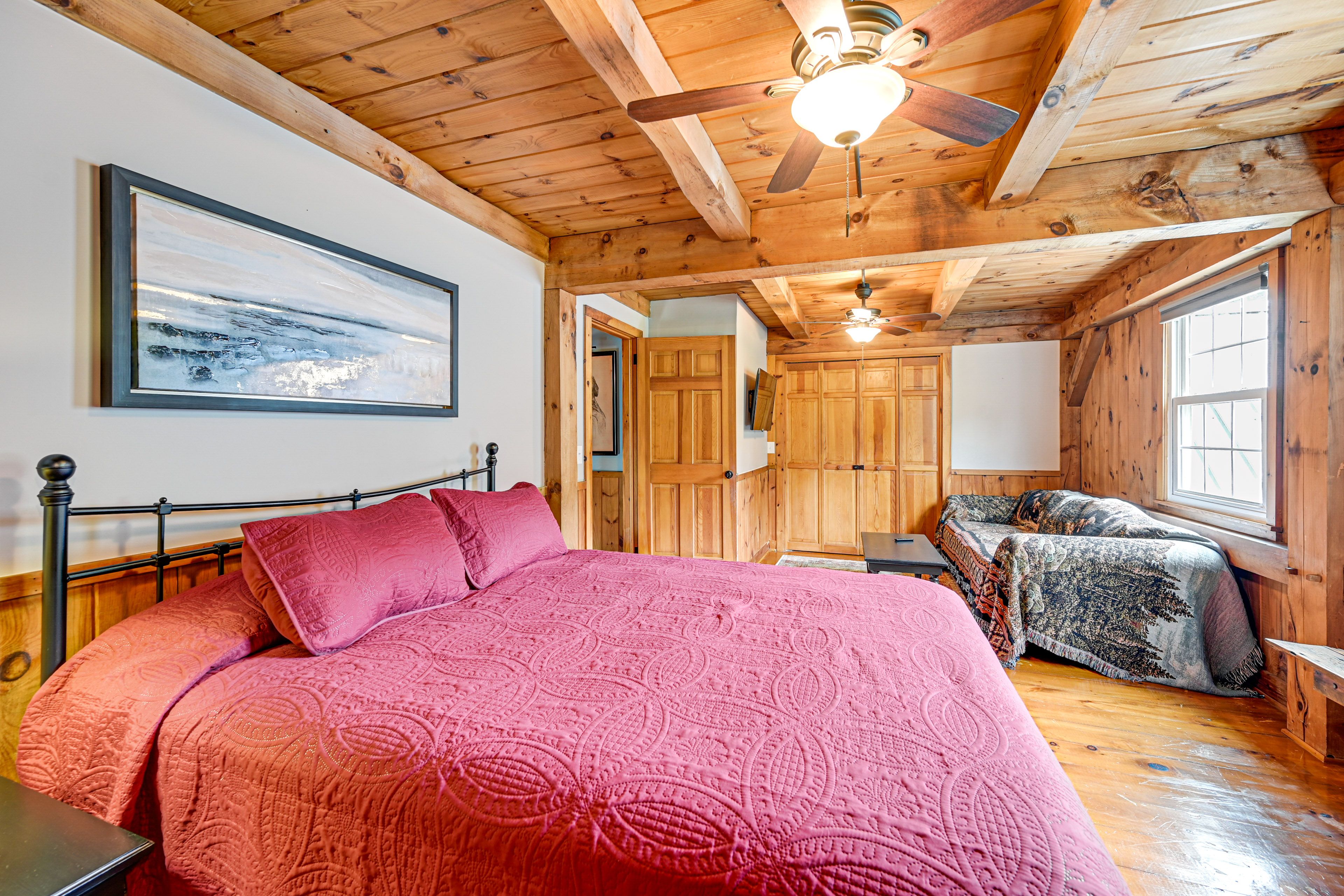 Bedroom 3 | 2nd Floor | Queen Bed | Smart TV | Walk-In Closet