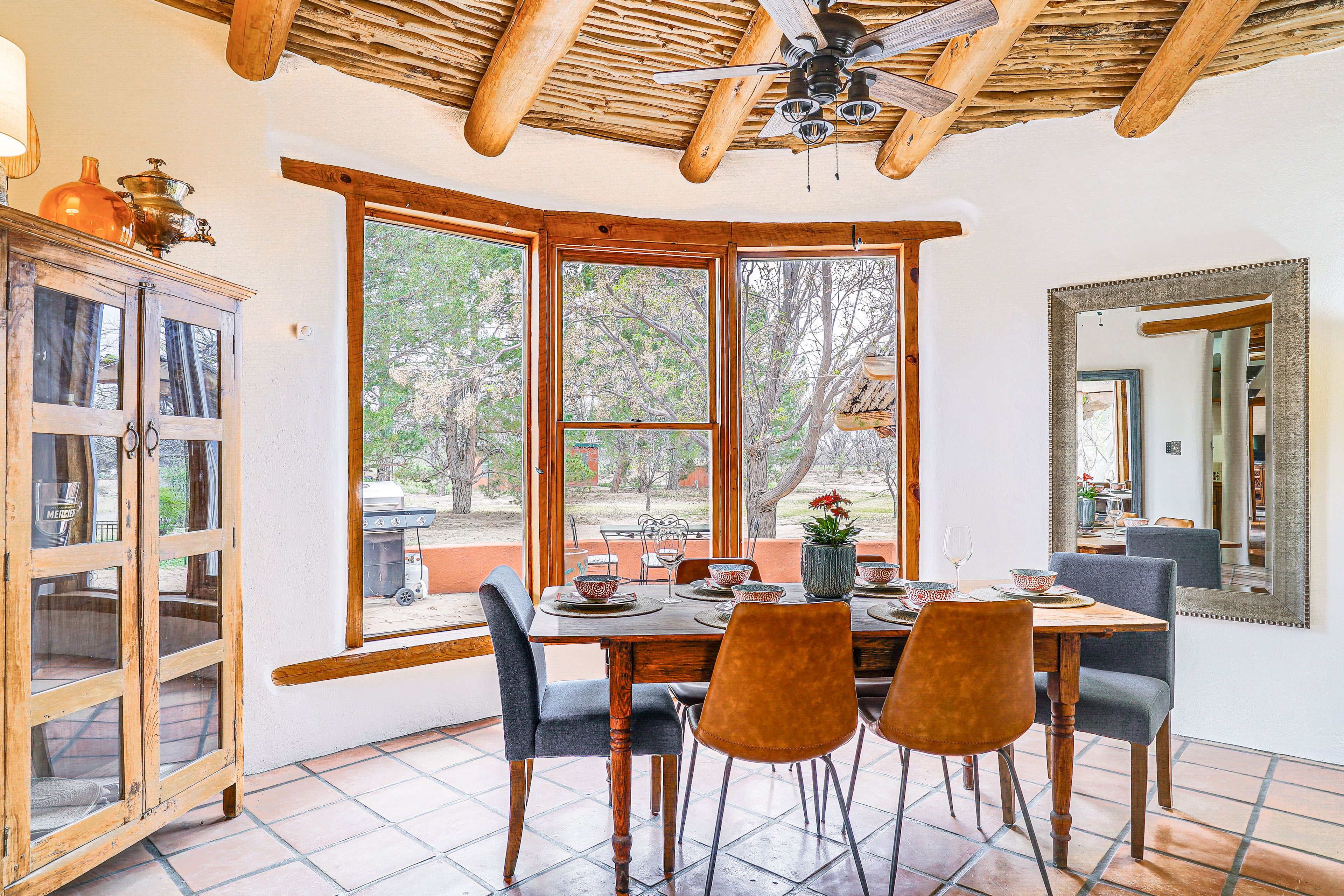 Dining Area | Dishware & Flatware