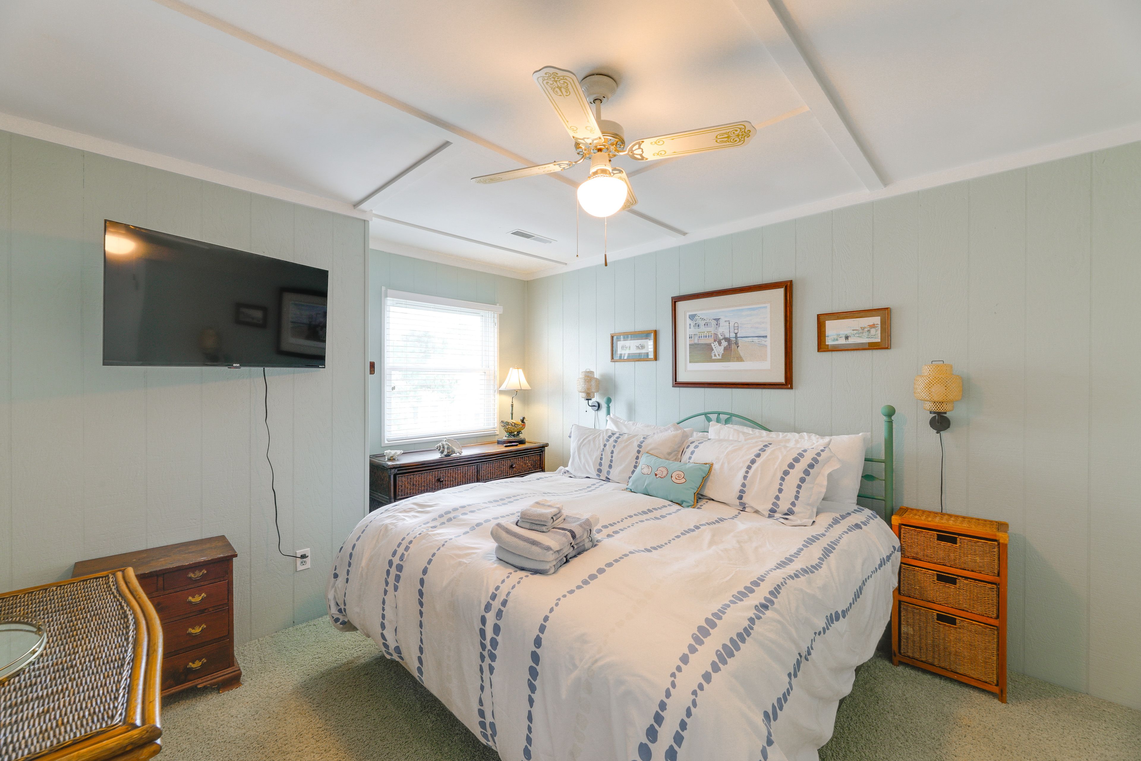 Bedroom 1 | King Bed | 2nd Floor
