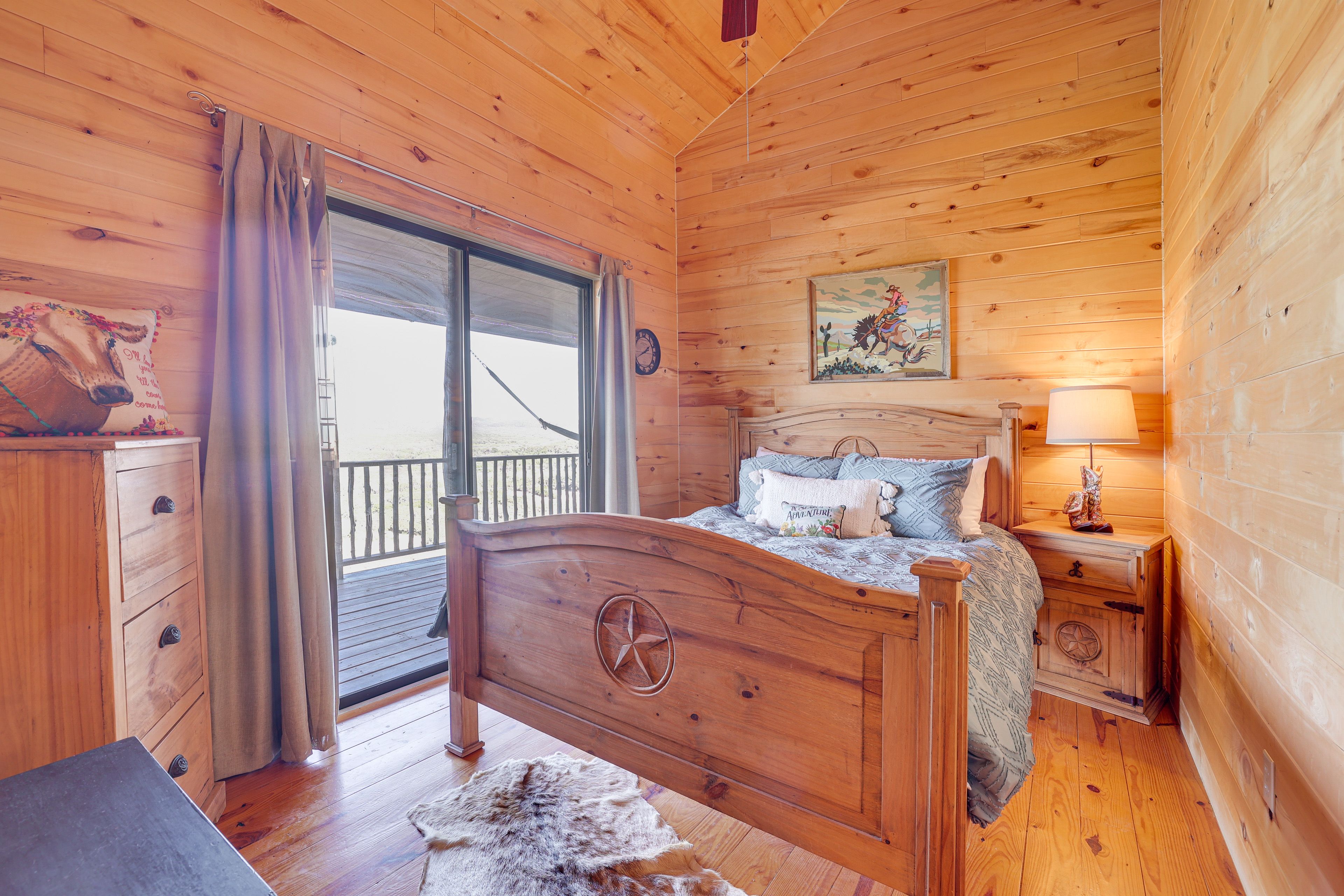 Bedroom 2 | Queen Bed | Linens Provided