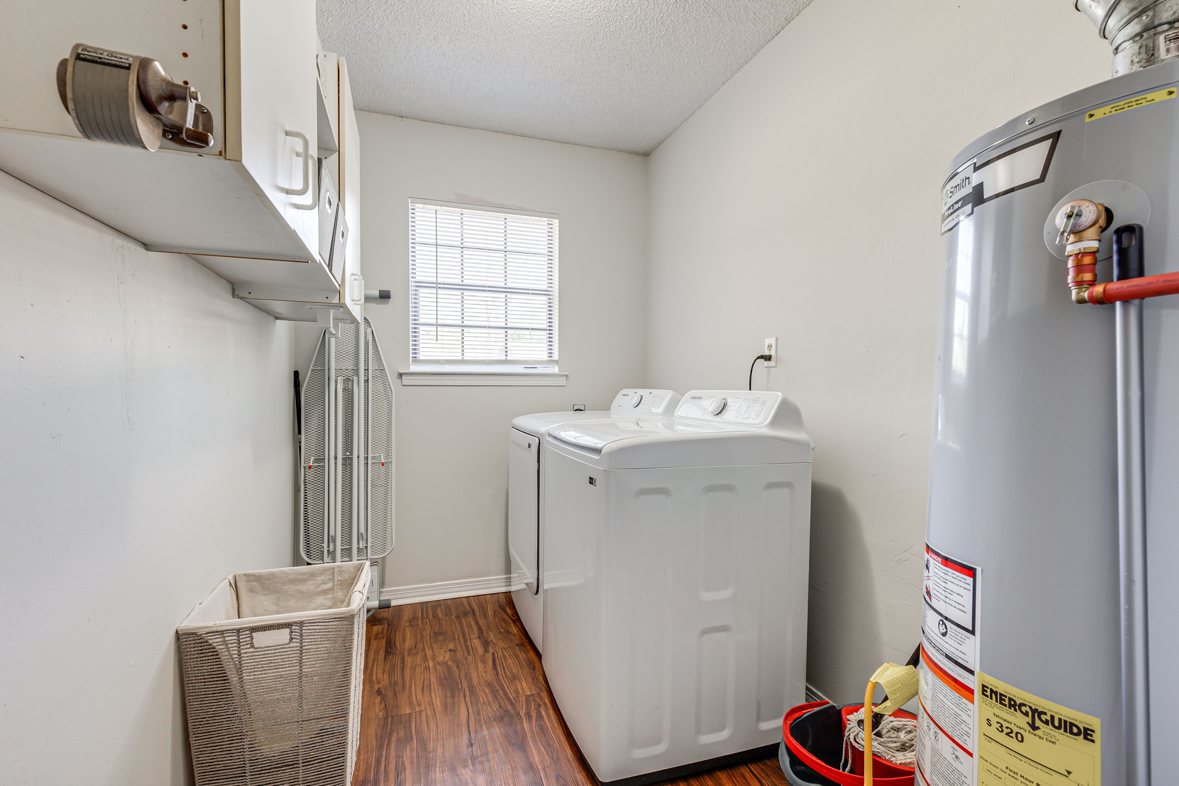 Washer & Dryer
