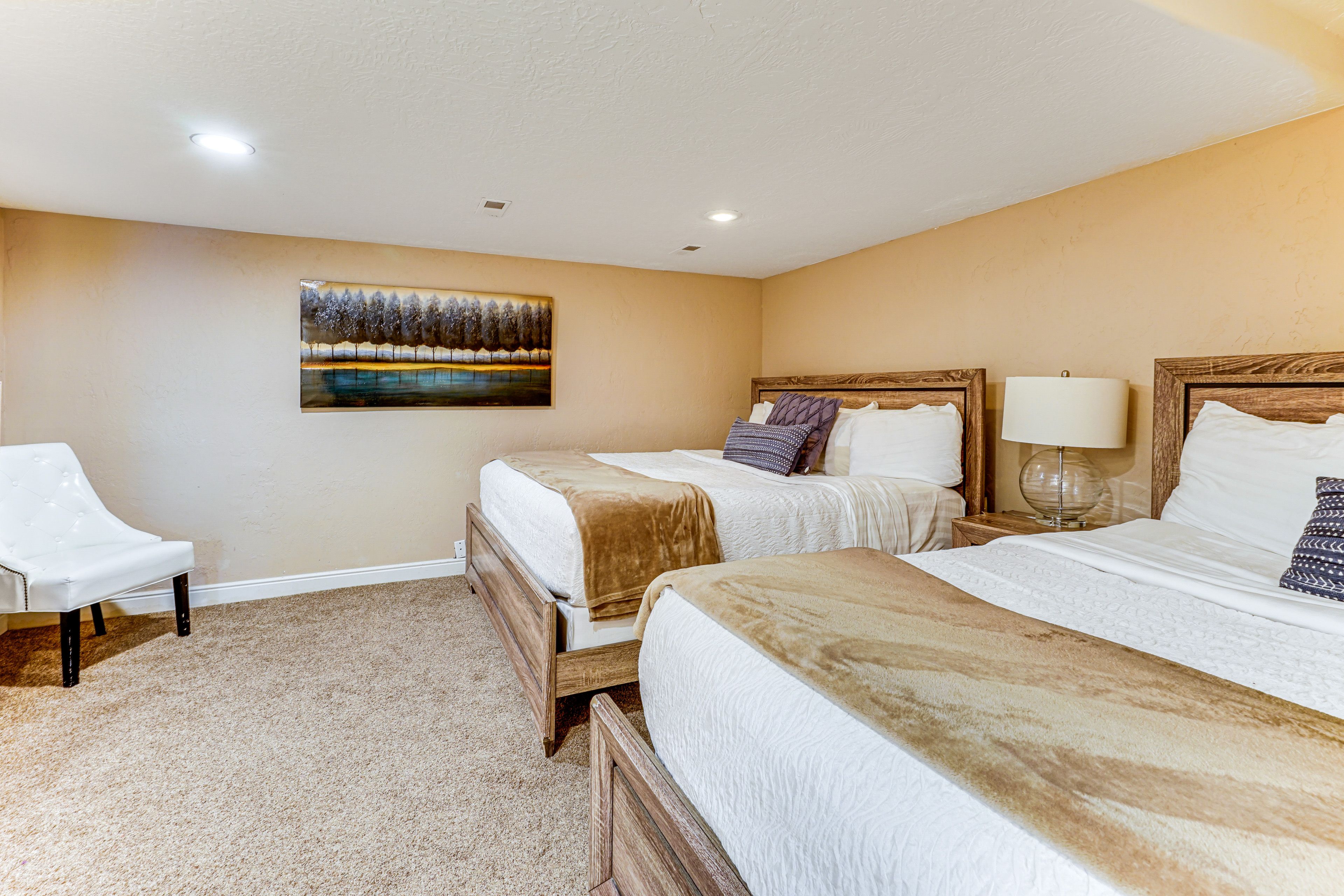 Bedroom 9 | 2 King Beds | Basement Level