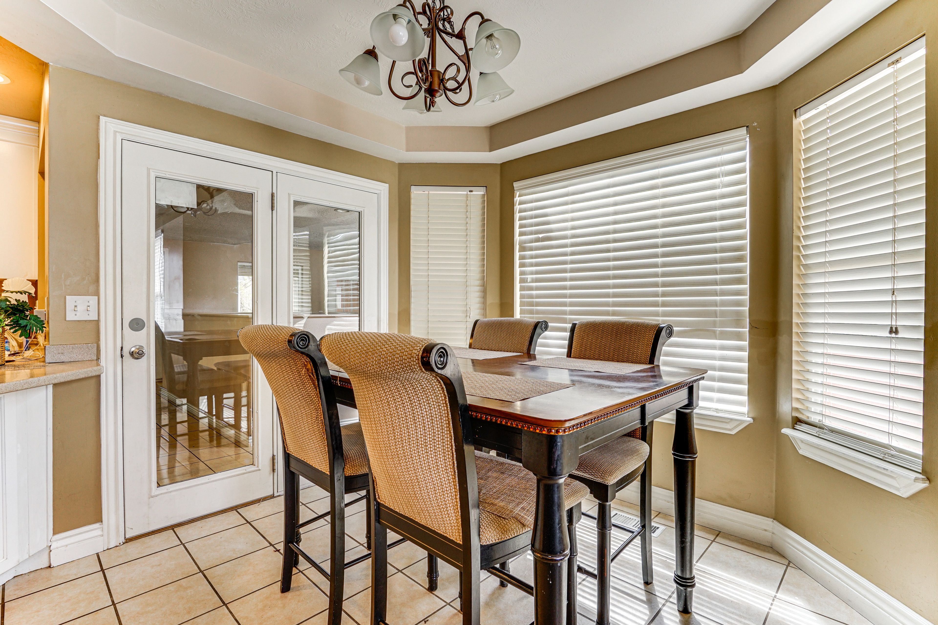 Dining Area | 1st Floor