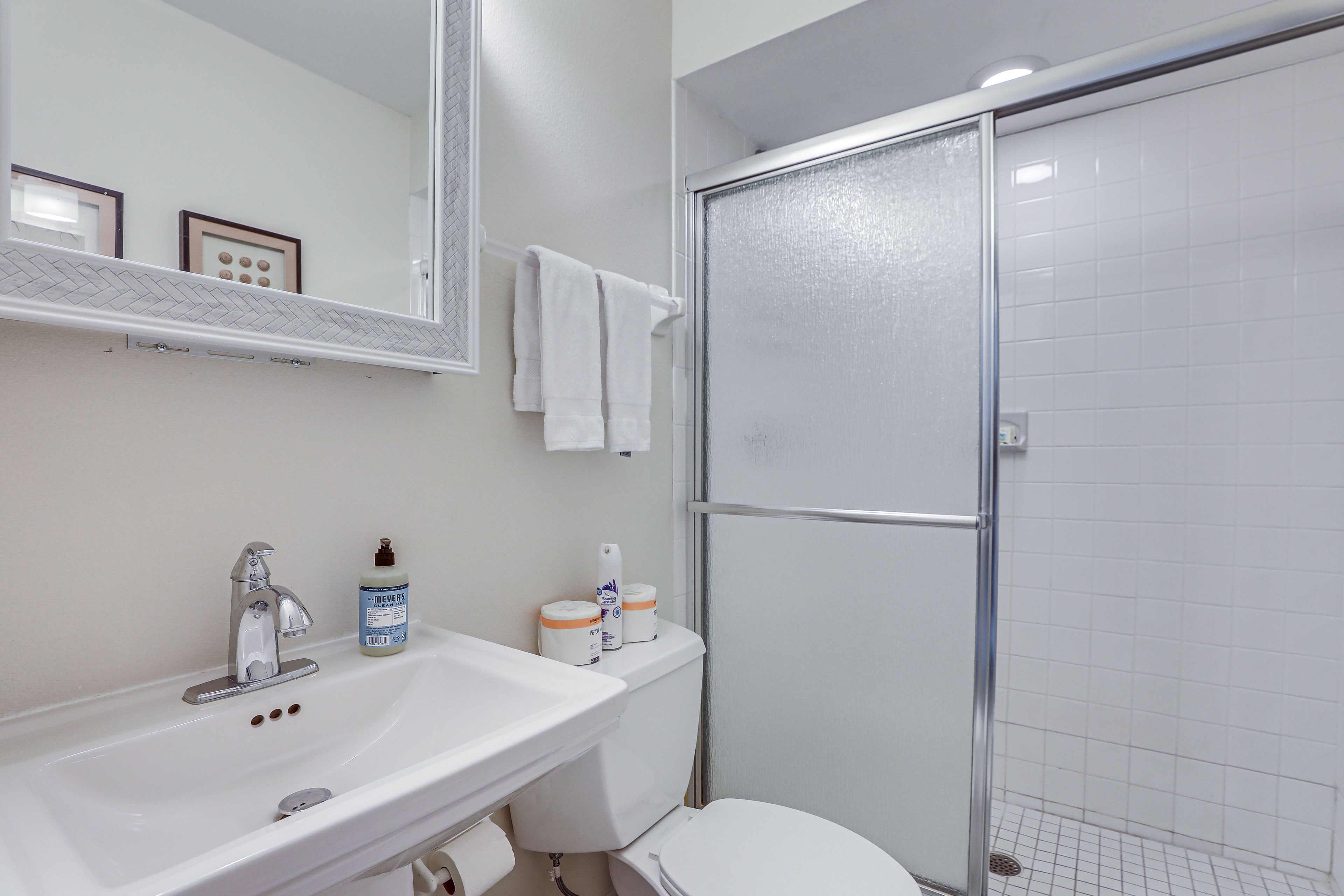 Full Bathroom | Main Level