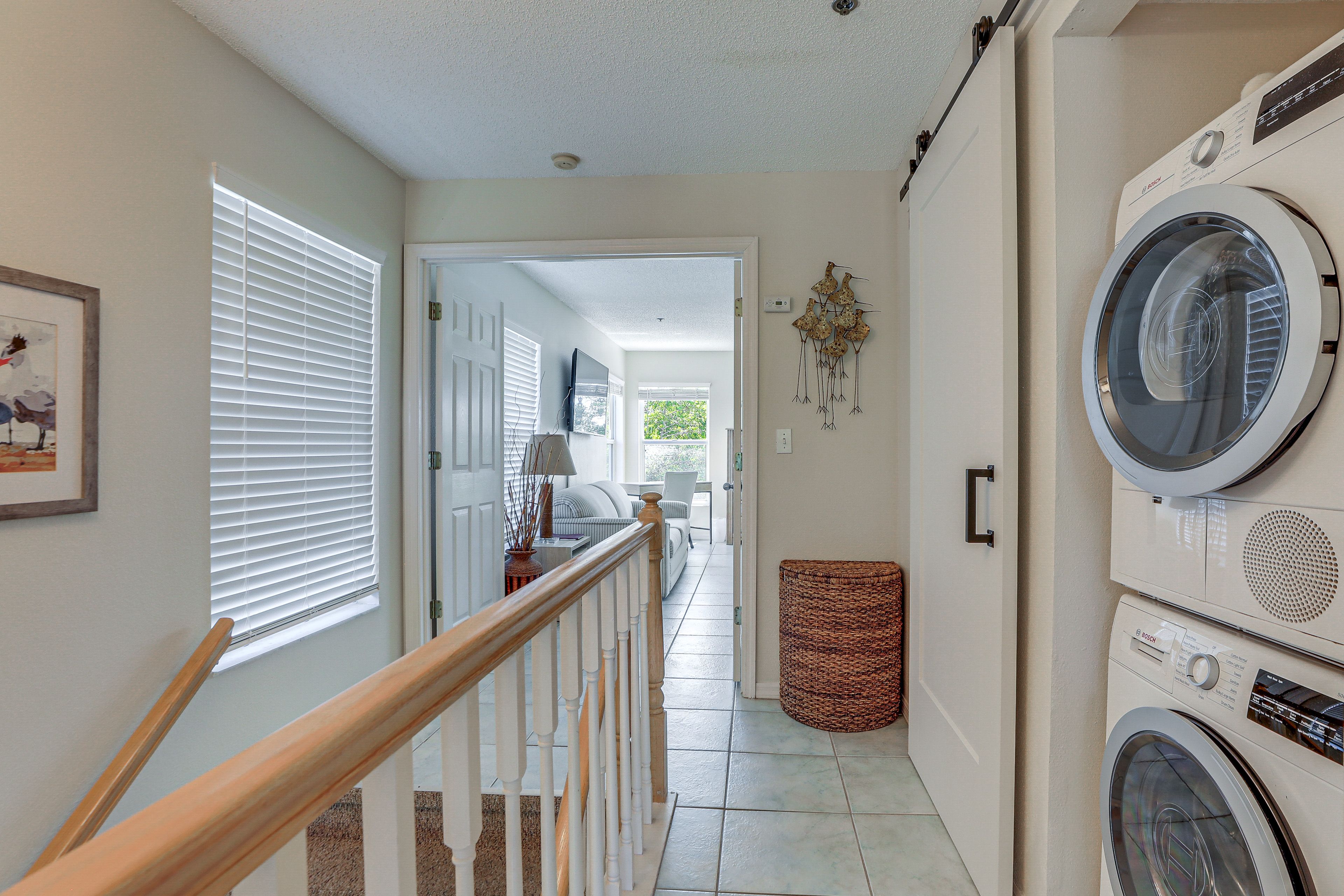 Upstairs Hallway | Upper Level